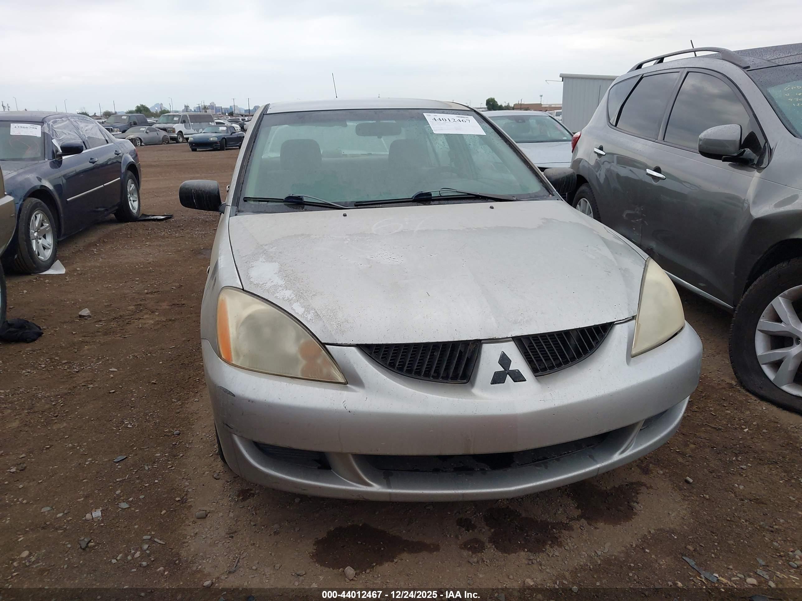 MITSUBISHI LANCER image 6