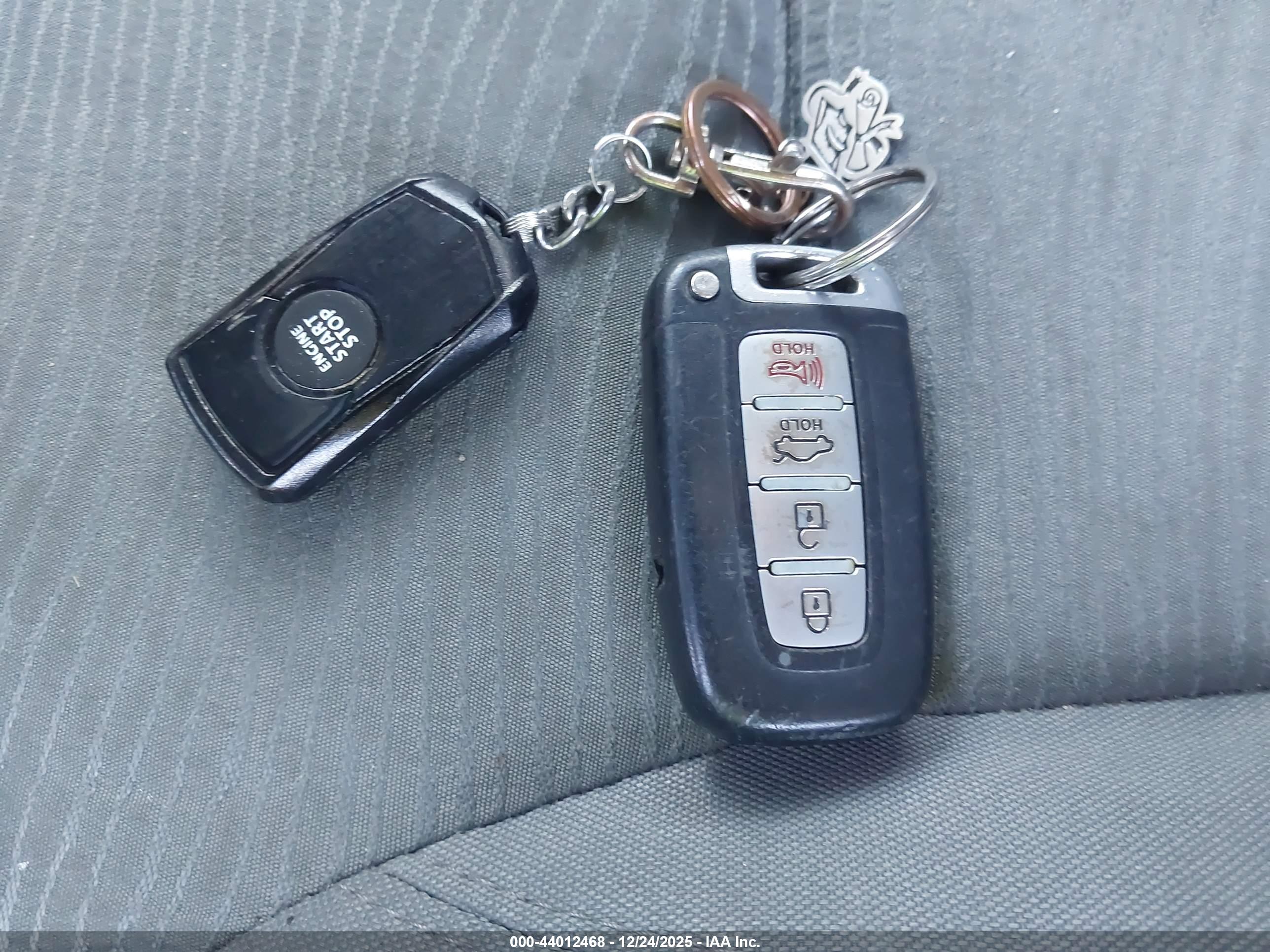 HYUNDAI SONATA image 11