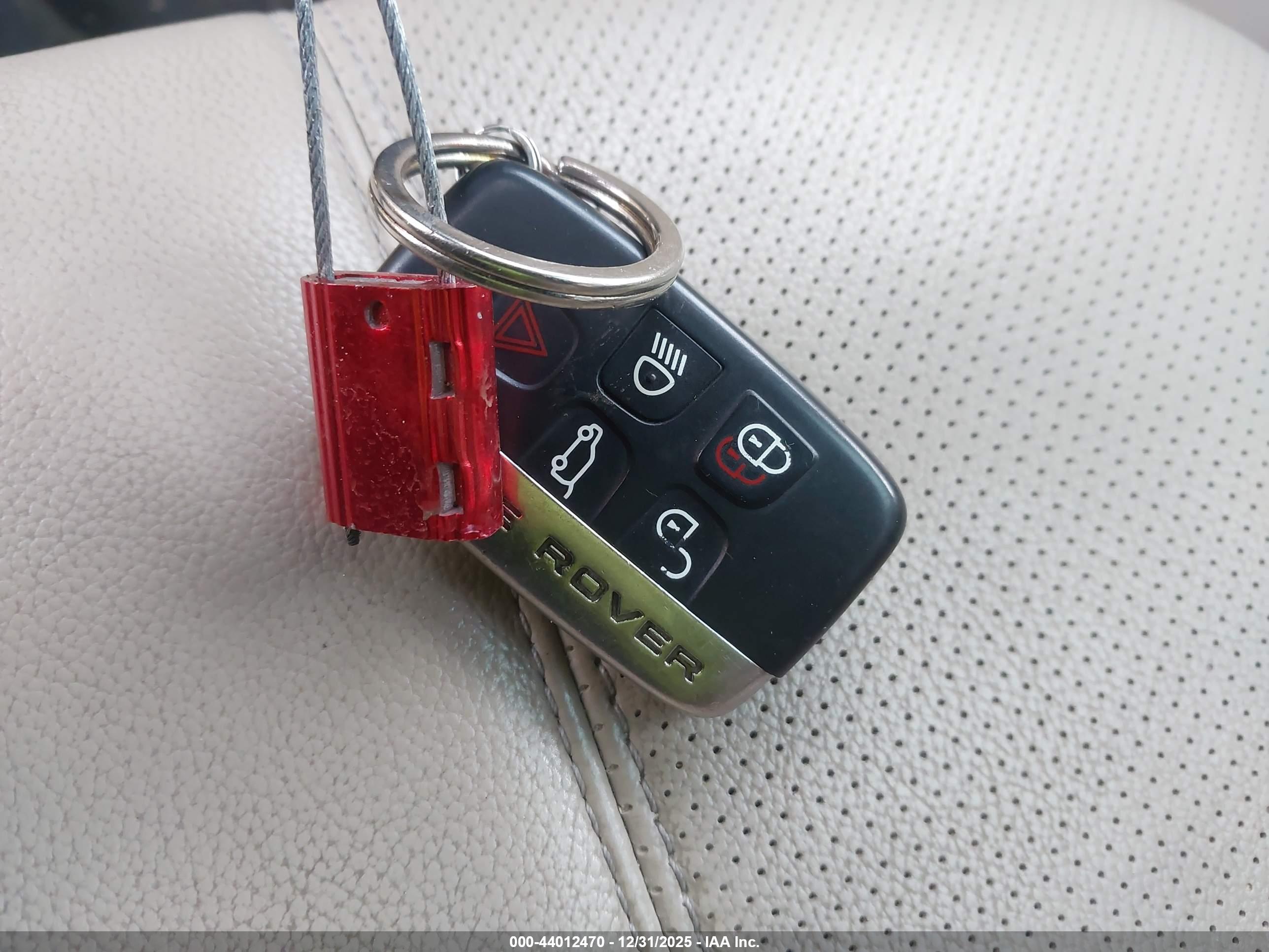 LAND ROVER image 11