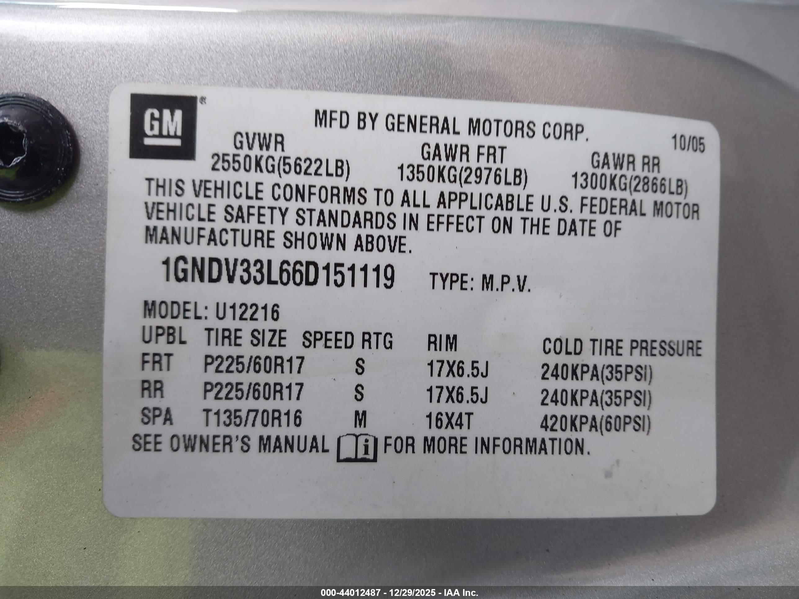 CHEVROLET UPLANDER image 9