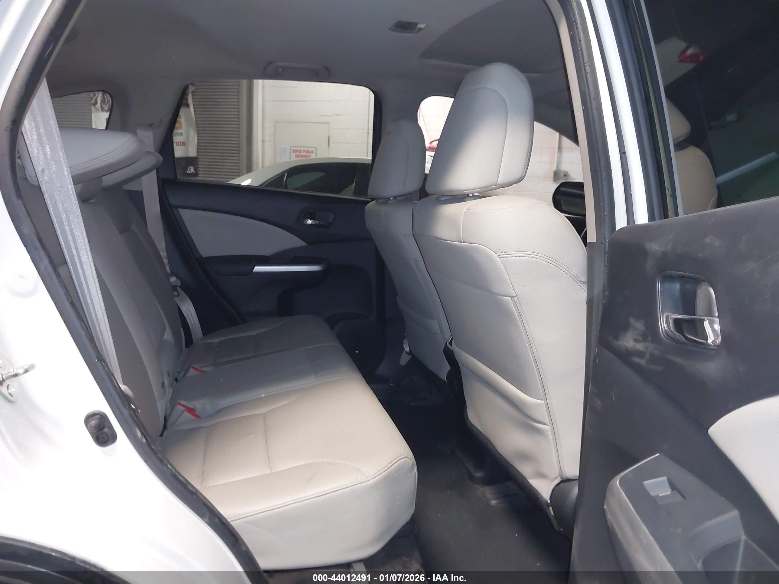 HONDA CR-V image 8