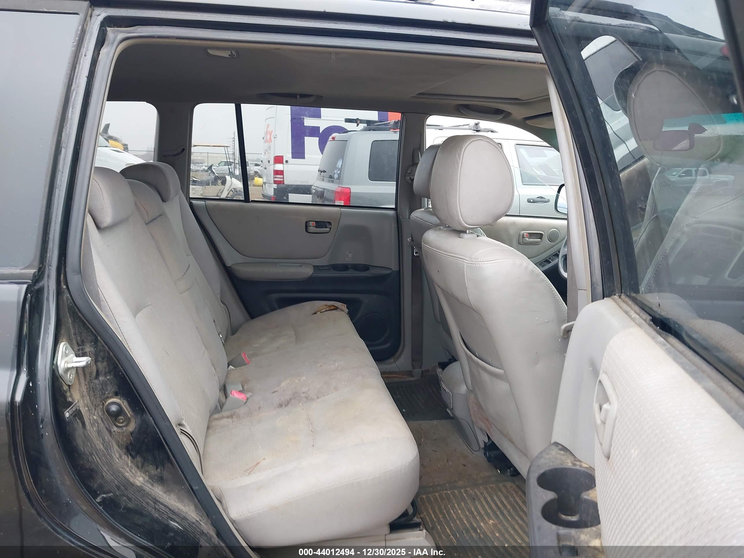 TOYOTA HIGHLANDER image 8