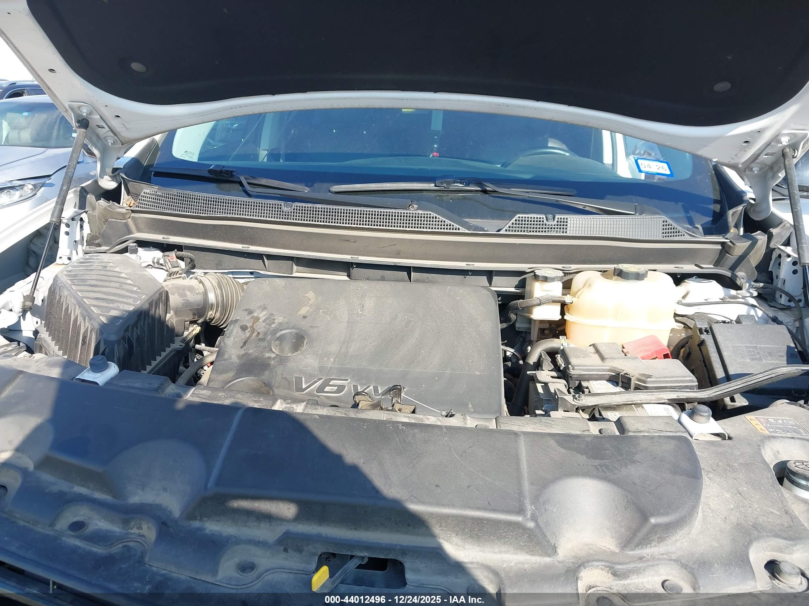 CHEVROLET TRAVERSE image 10