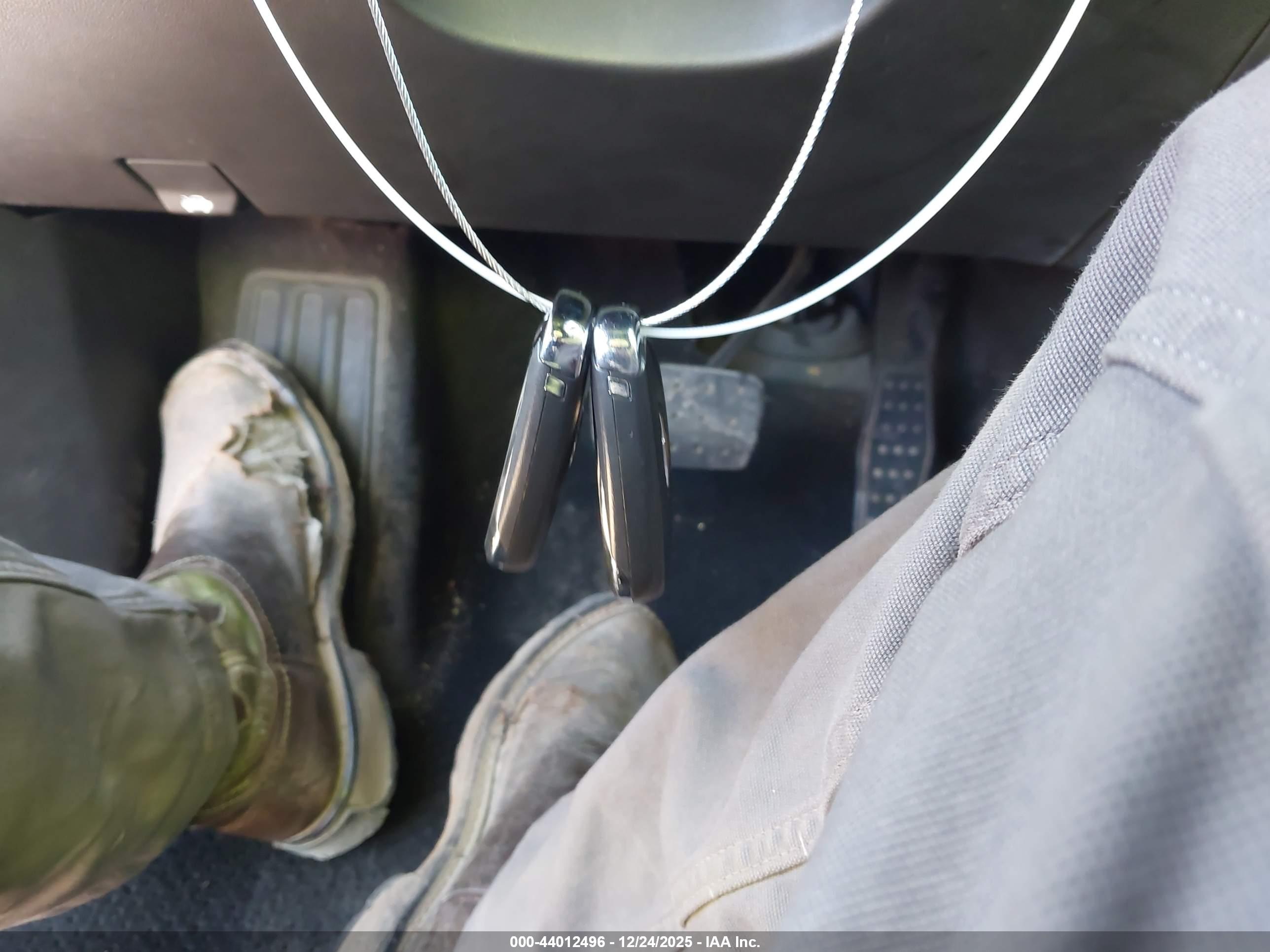 CHEVROLET TRAVERSE image 11