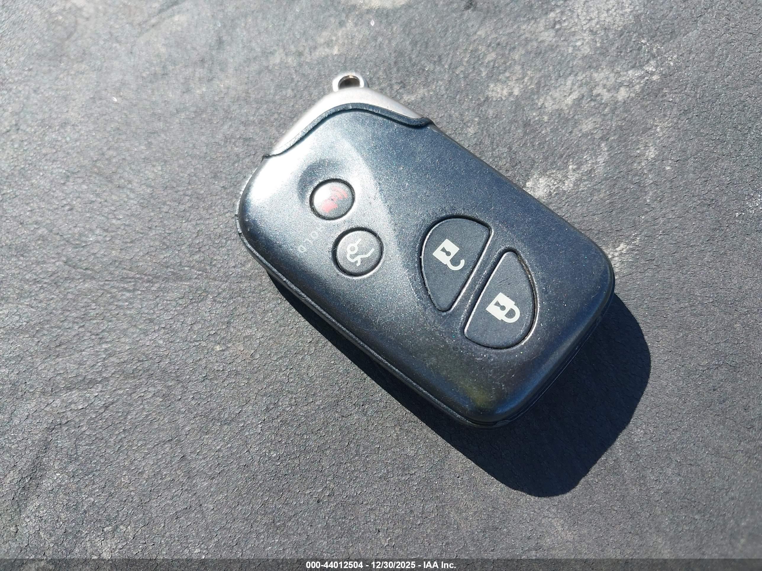 LEXUS ES image 11