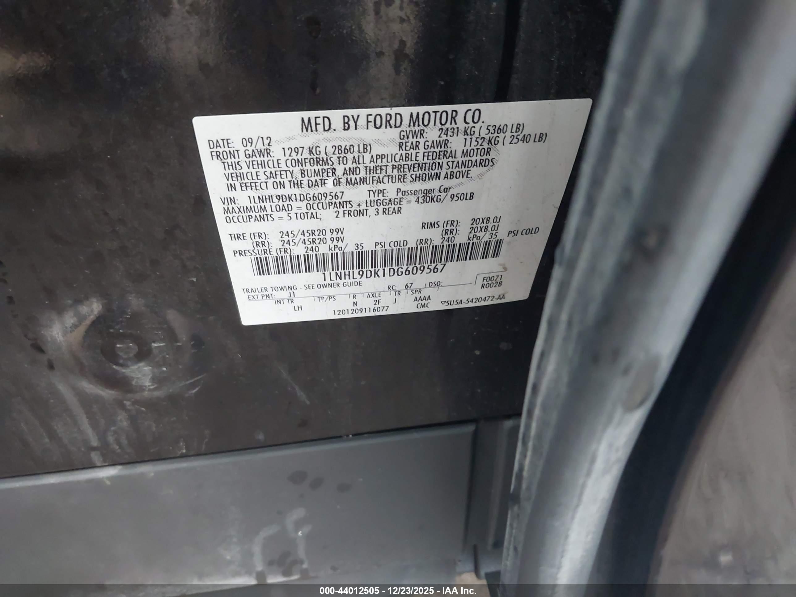 LINCOLN MKS image 9