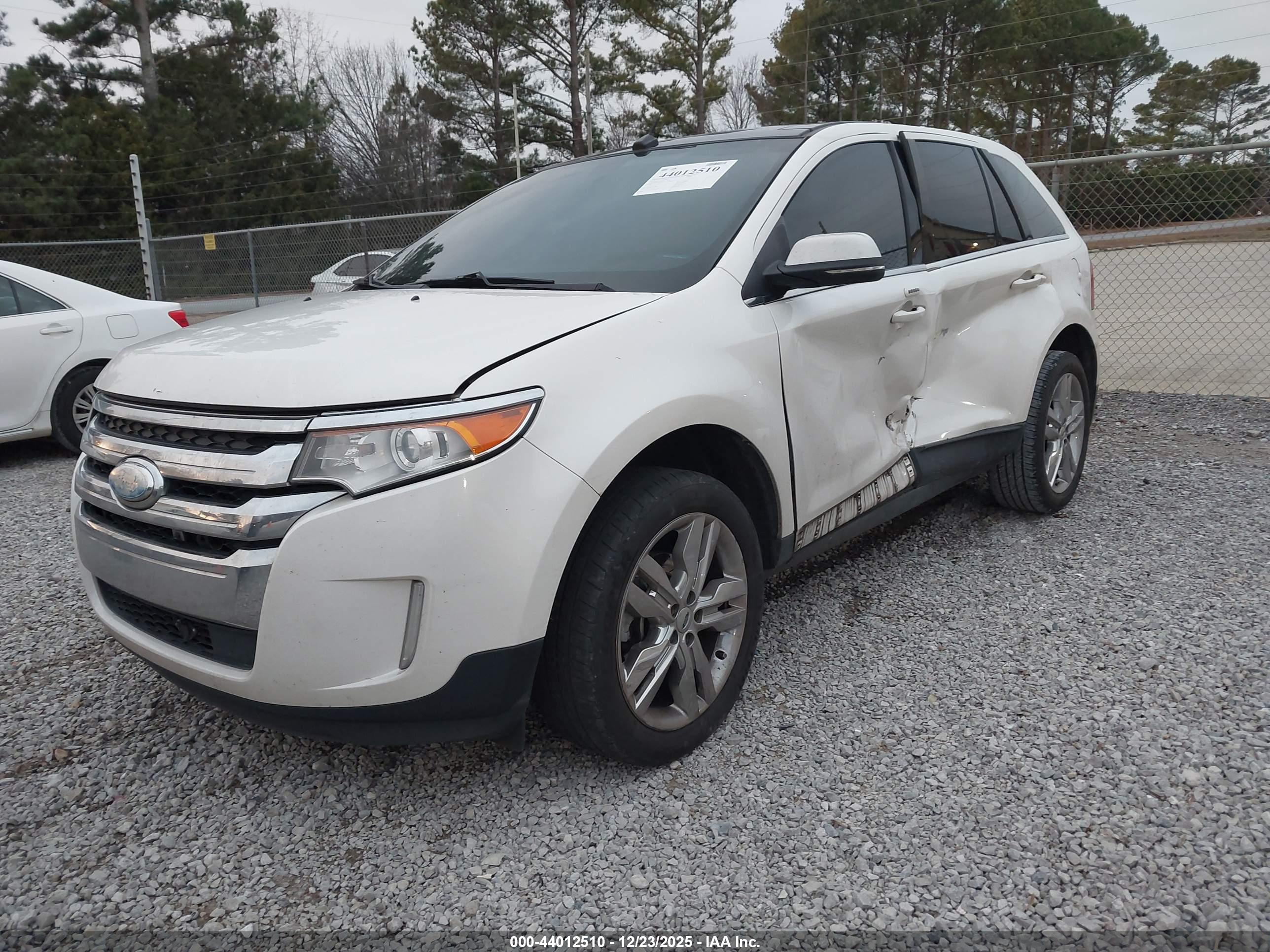 FORD EDGE image 2