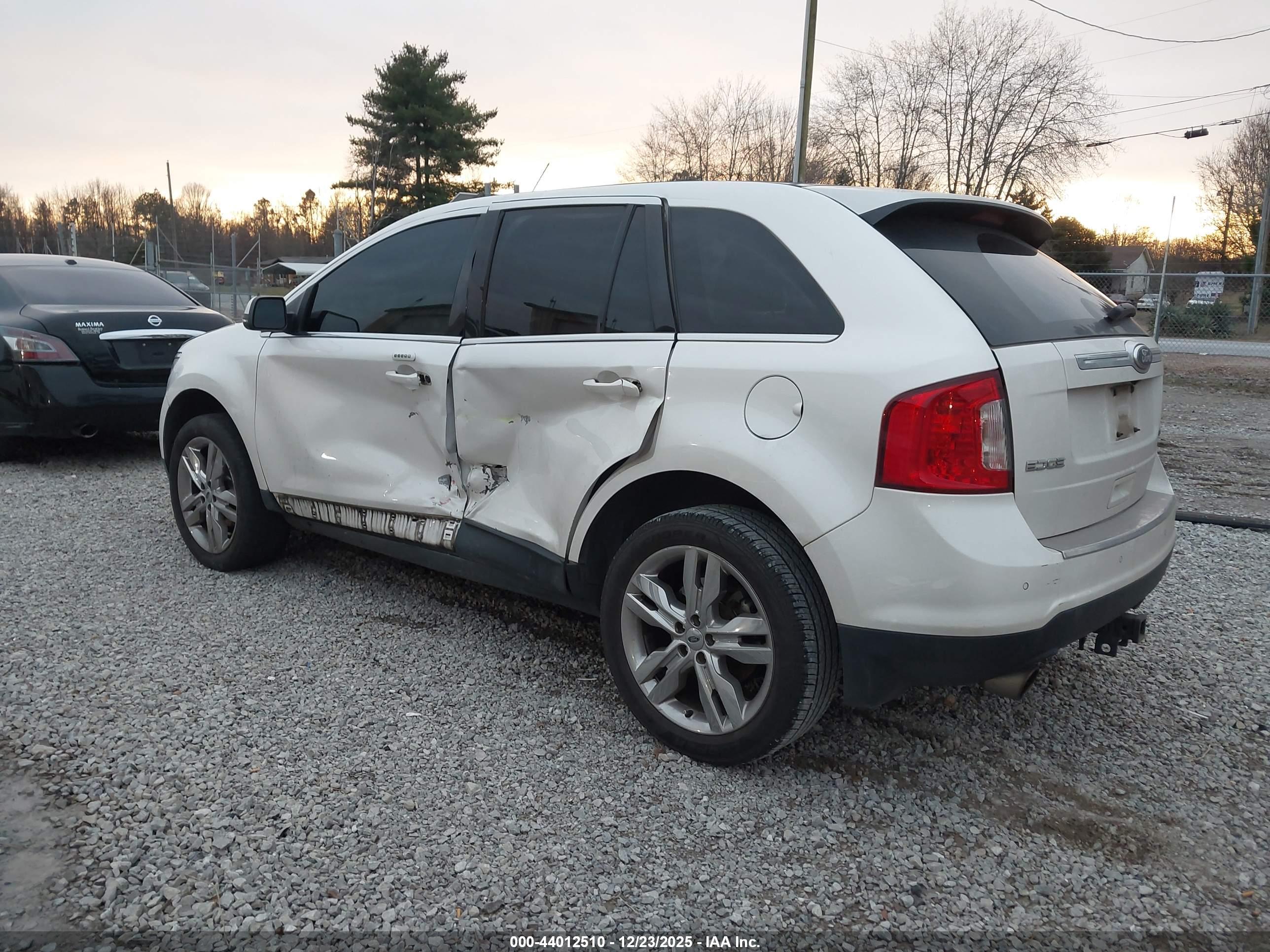 FORD EDGE image 3