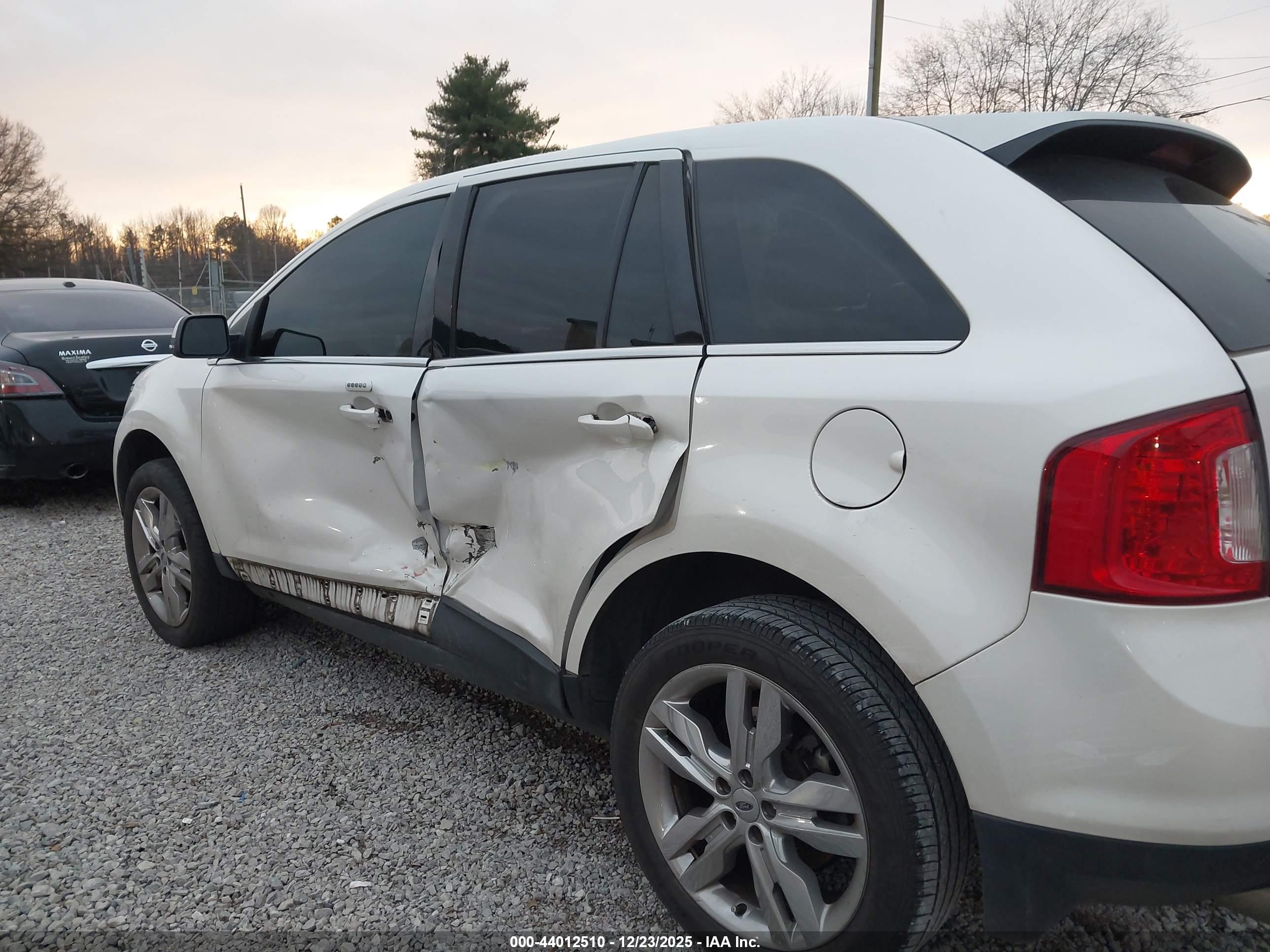 FORD EDGE image 6
