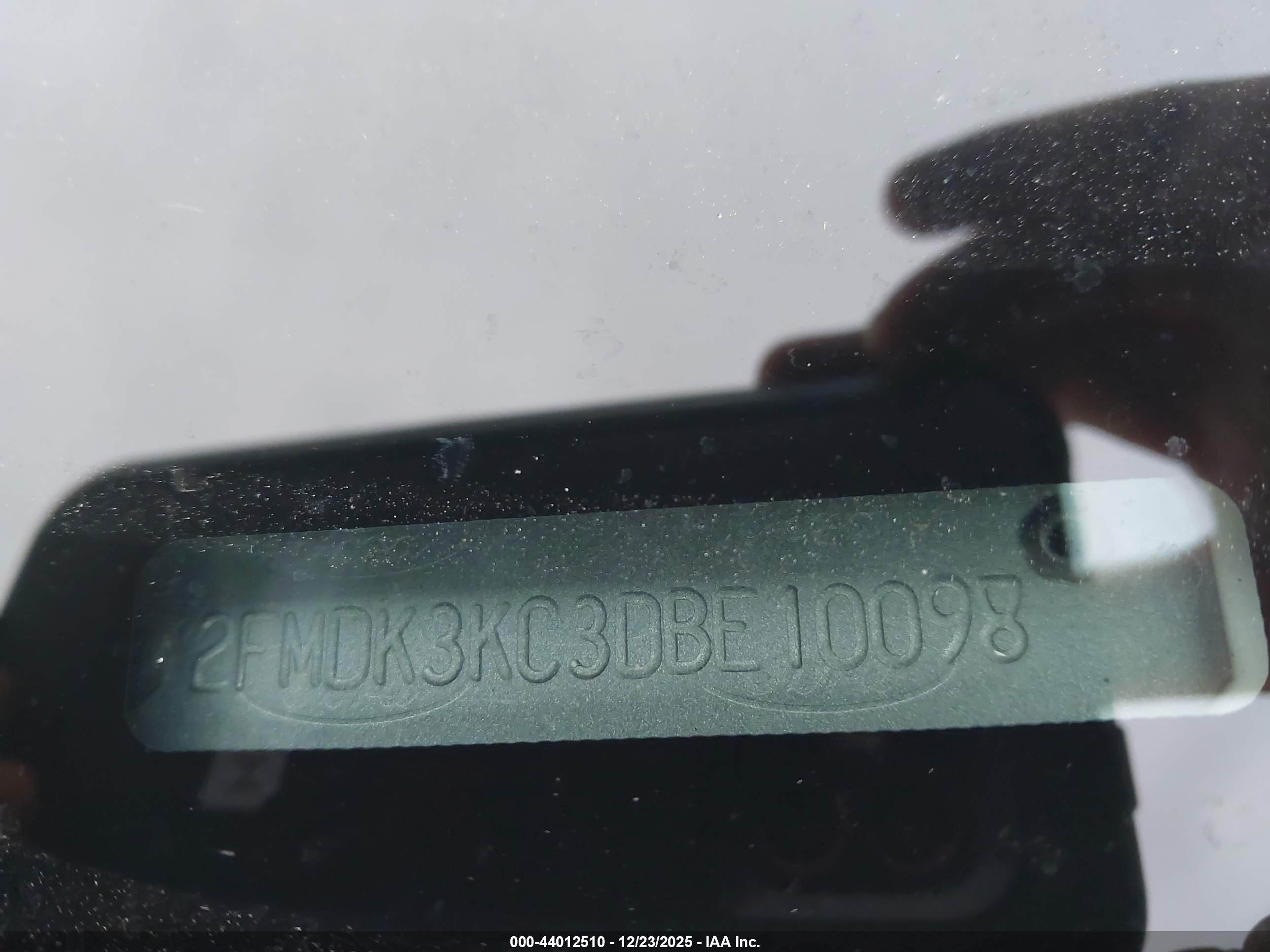 FORD EDGE image 9