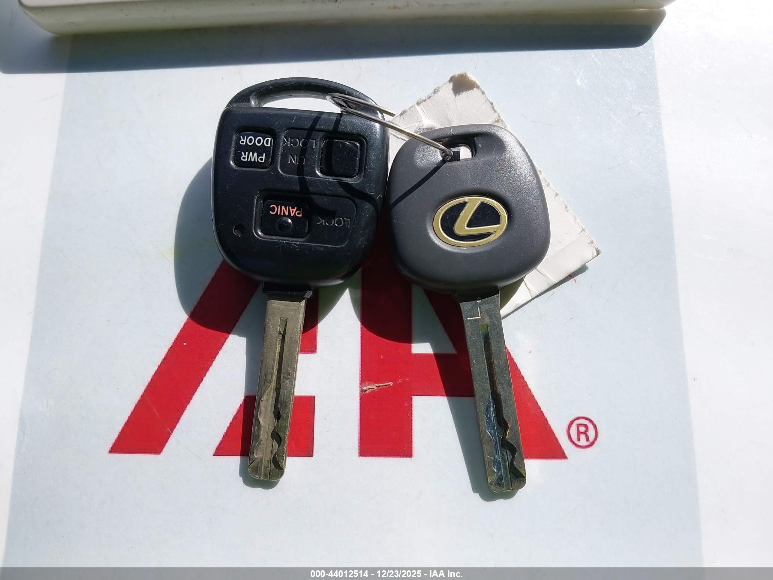 LEXUS RX image 11