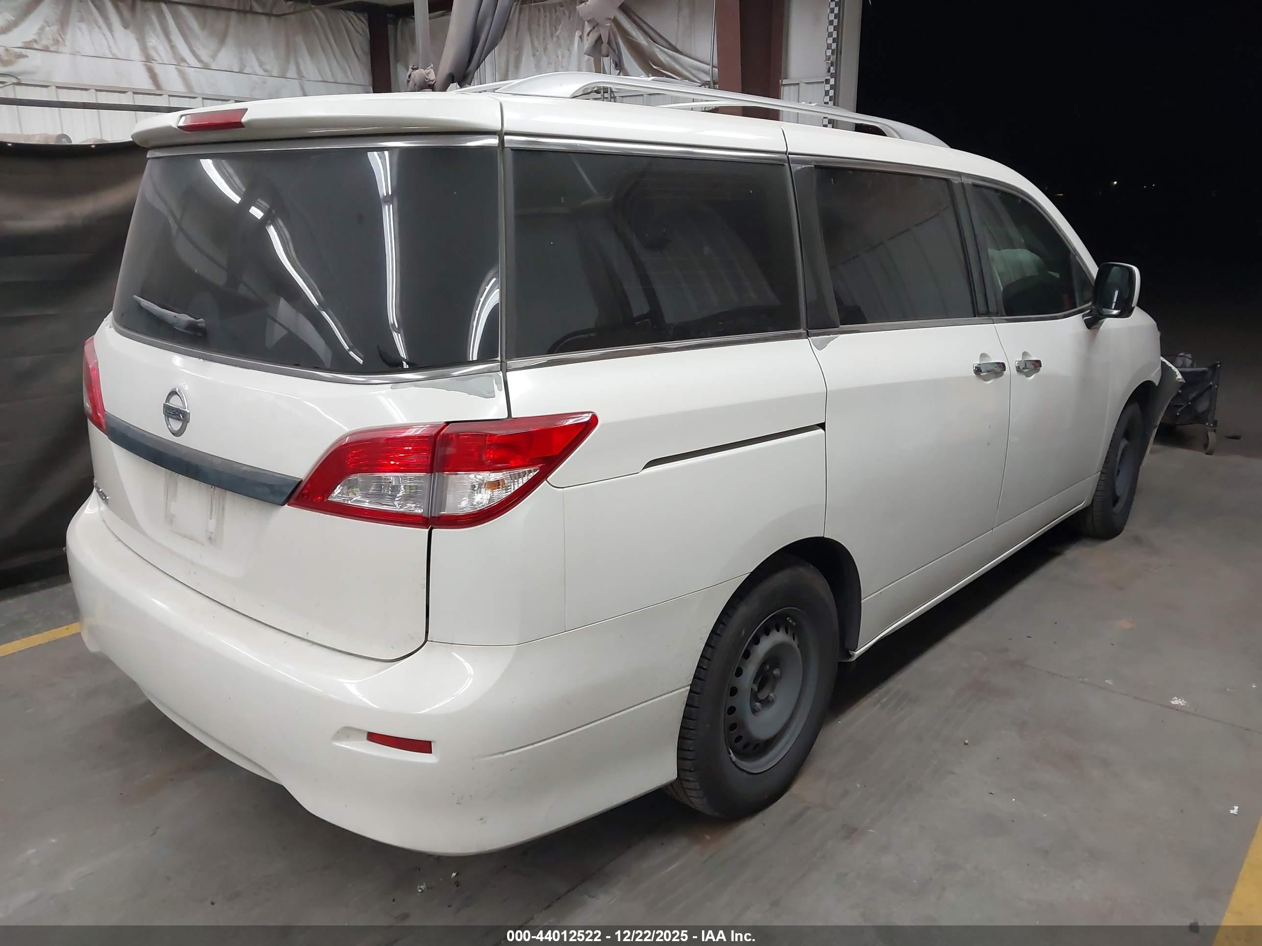NISSAN QUEST image 4