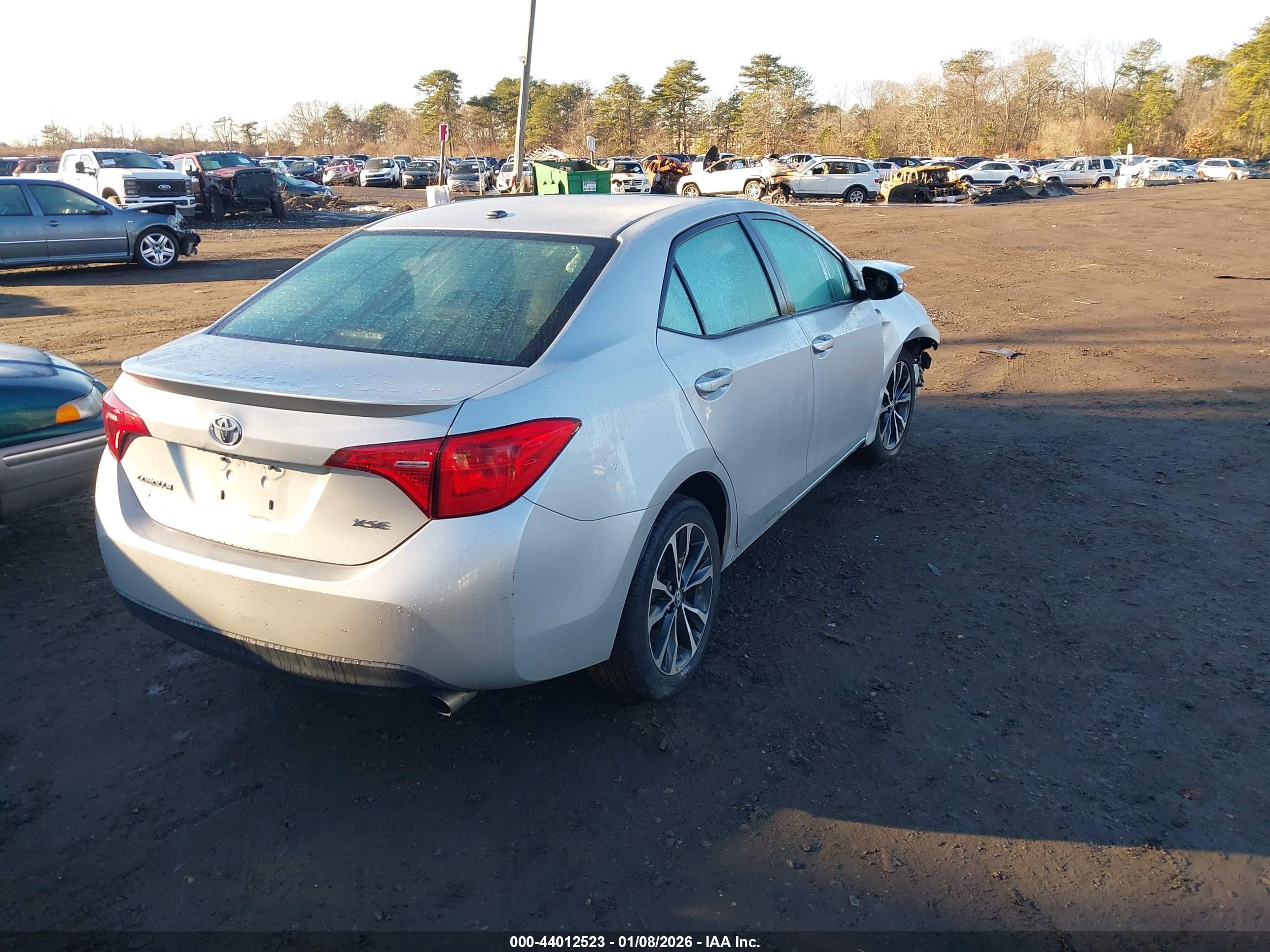 TOYOTA COROLLA image 4
