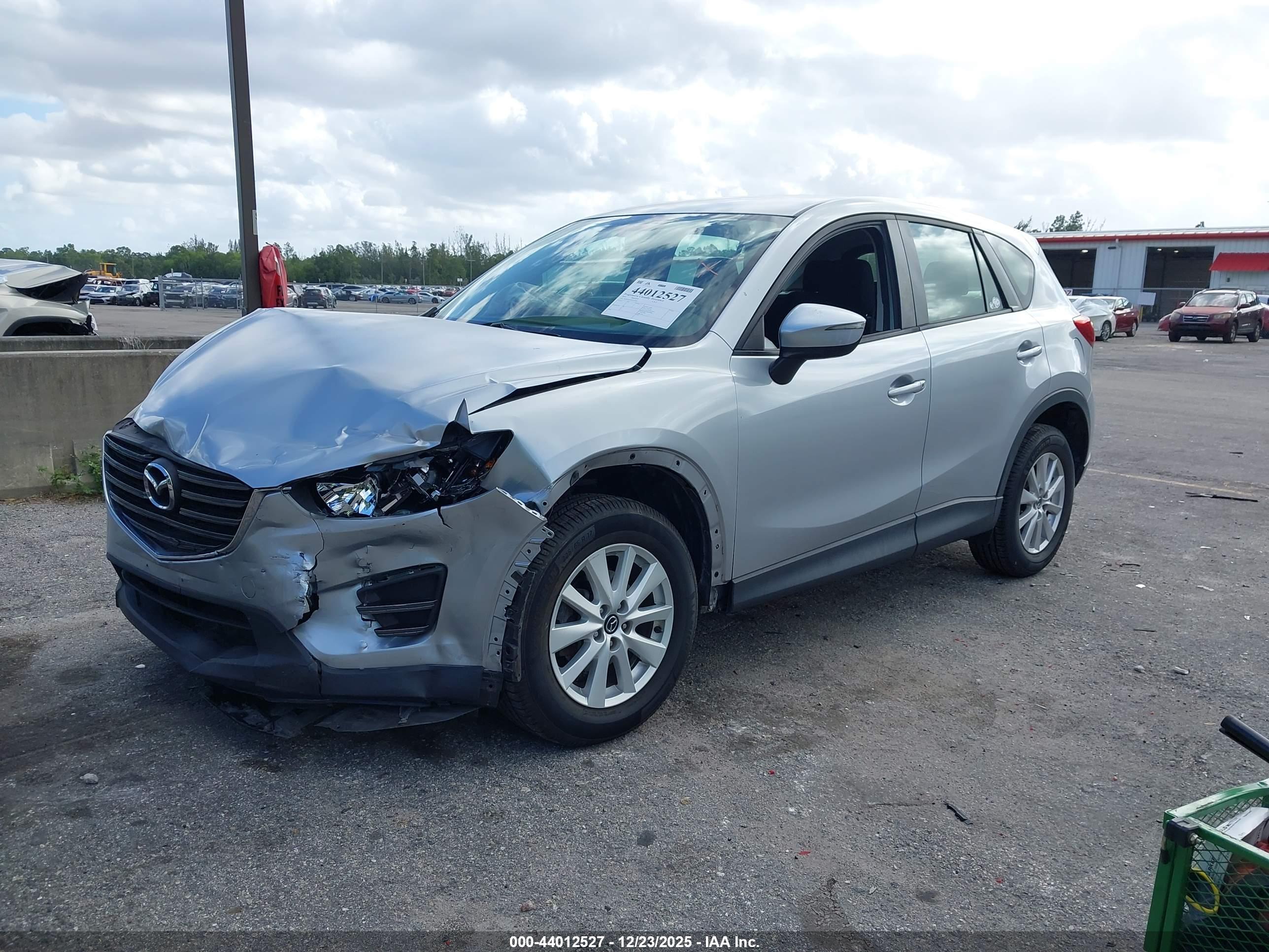 MAZDA CX-5 image 2