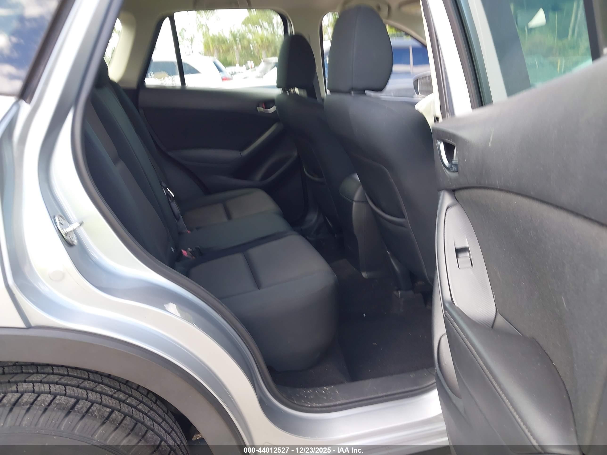 MAZDA CX-5 image 8