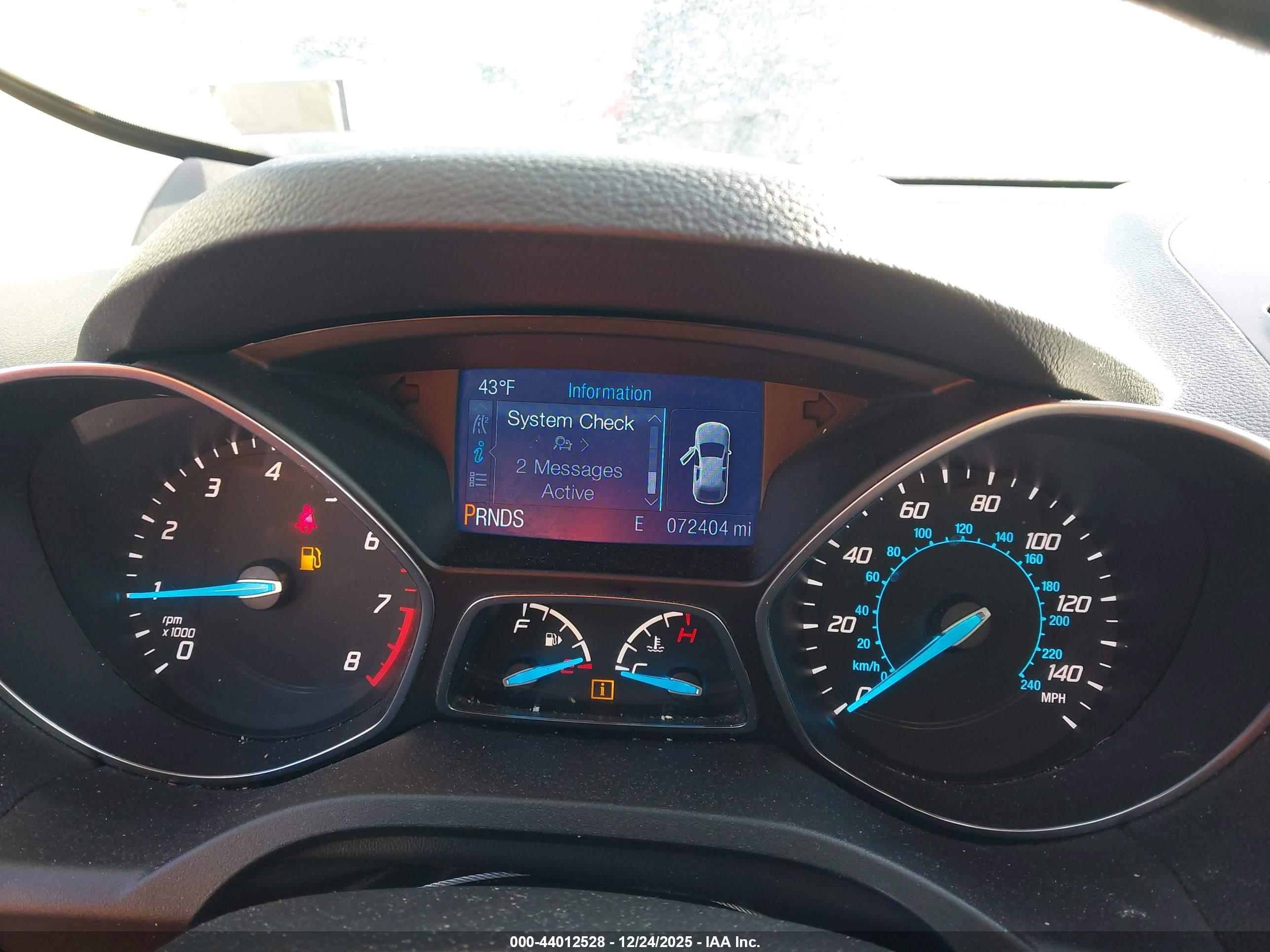FORD ESCAPE image 7