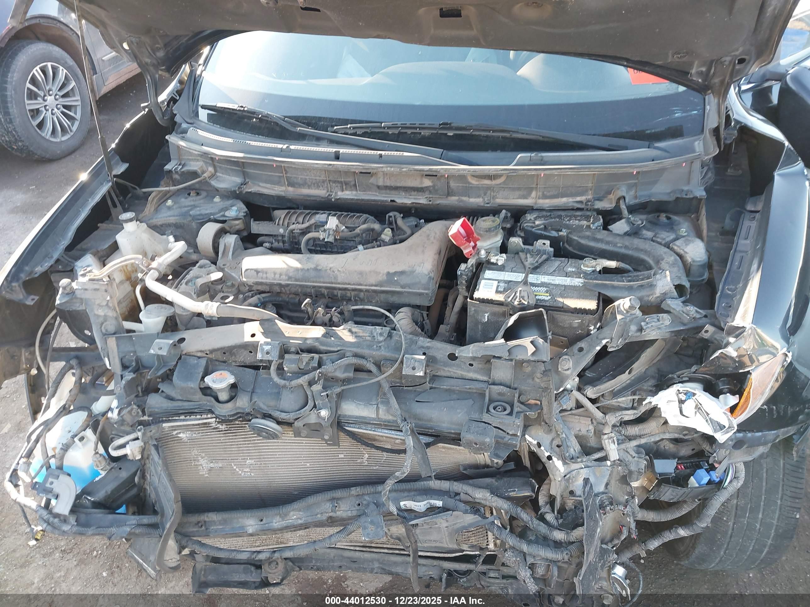 NISSAN ROGUE image 10