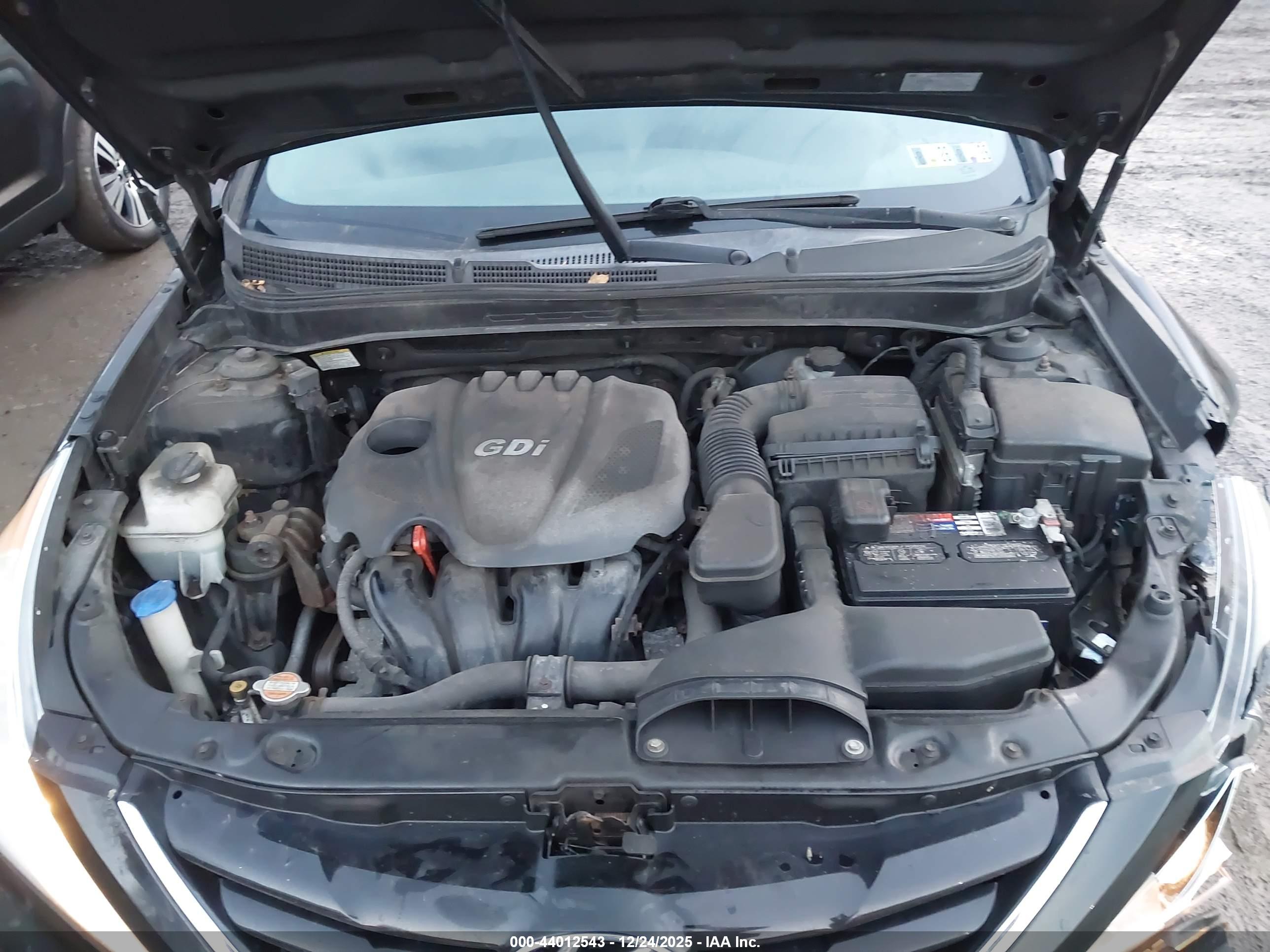 HYUNDAI SONATA image 10