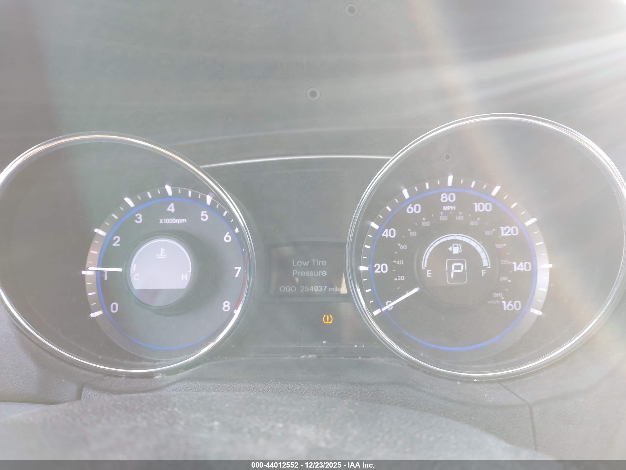 HYUNDAI SONATA image 7