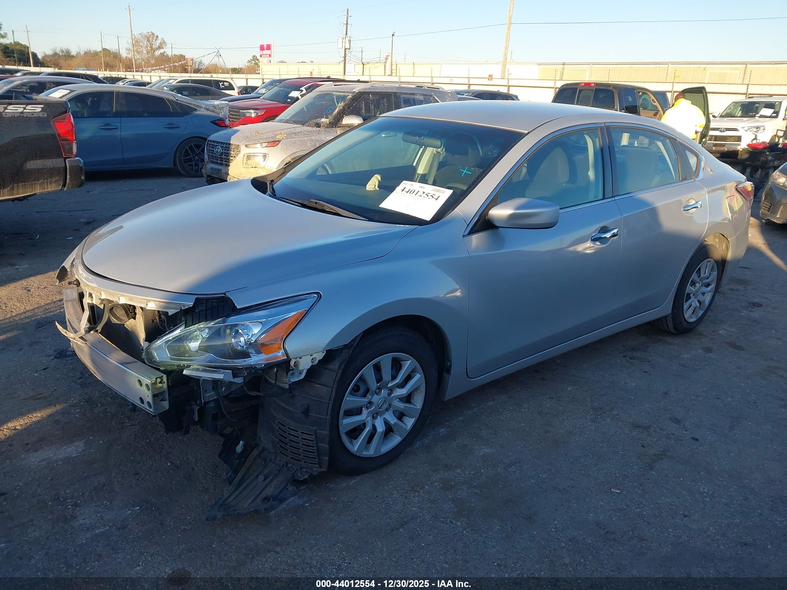 NISSAN ALTIMA image 2