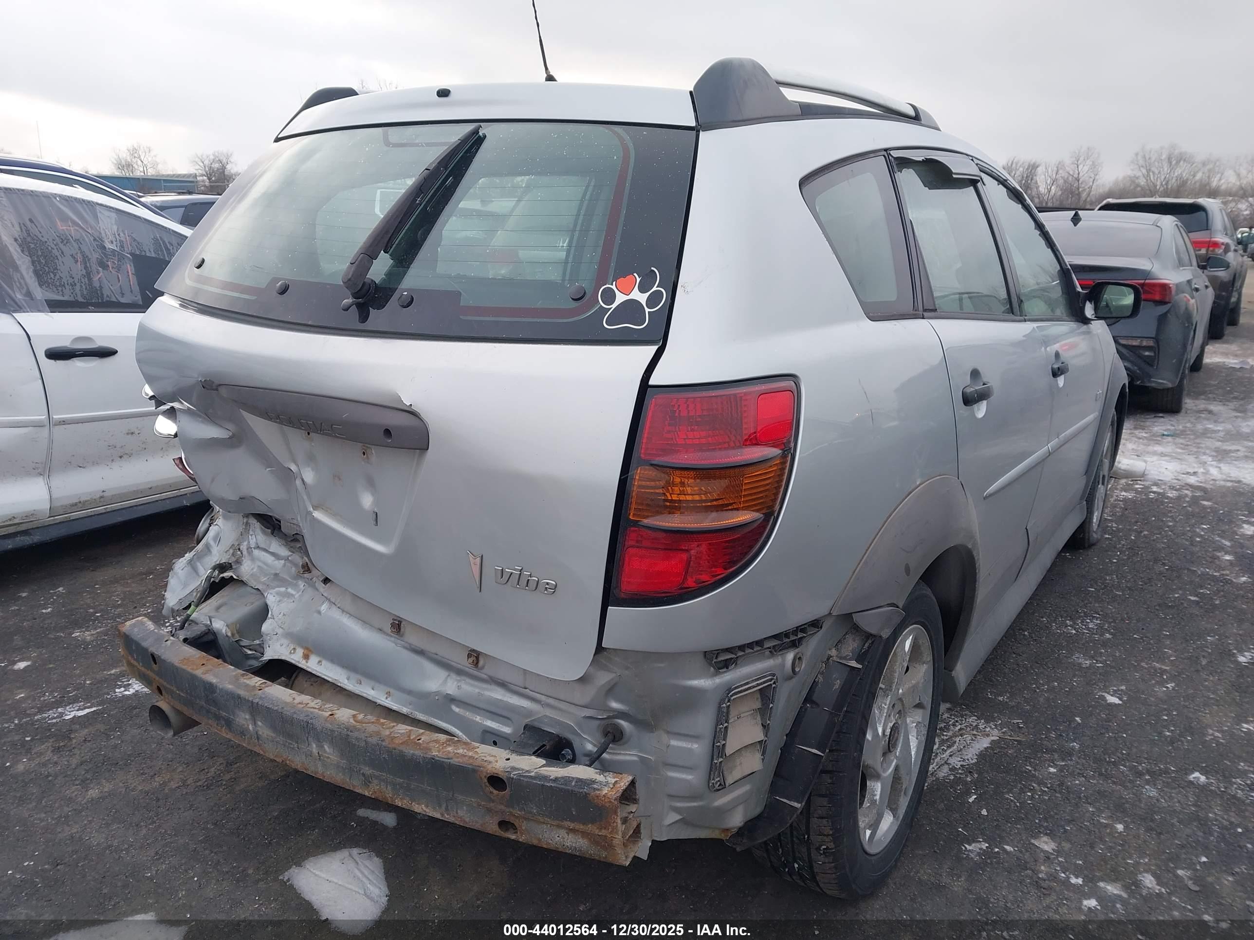 PONTIAC VIBE image 4