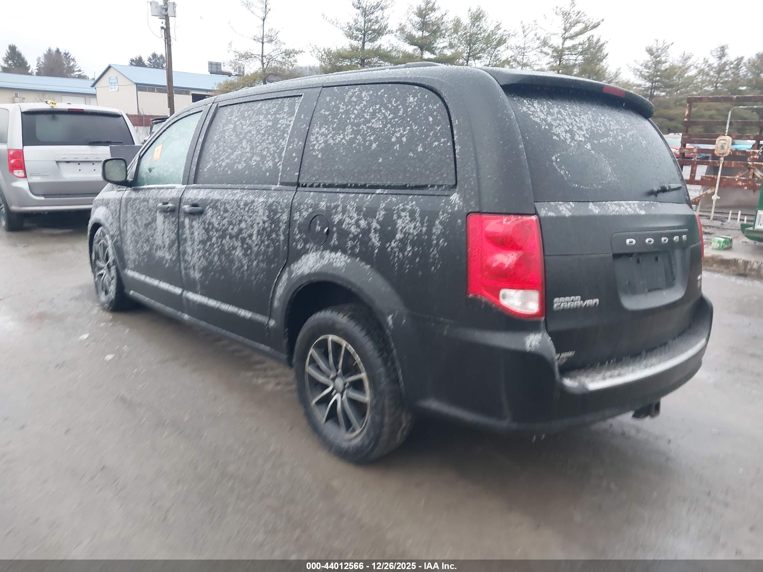 DODGE GRAND image 3