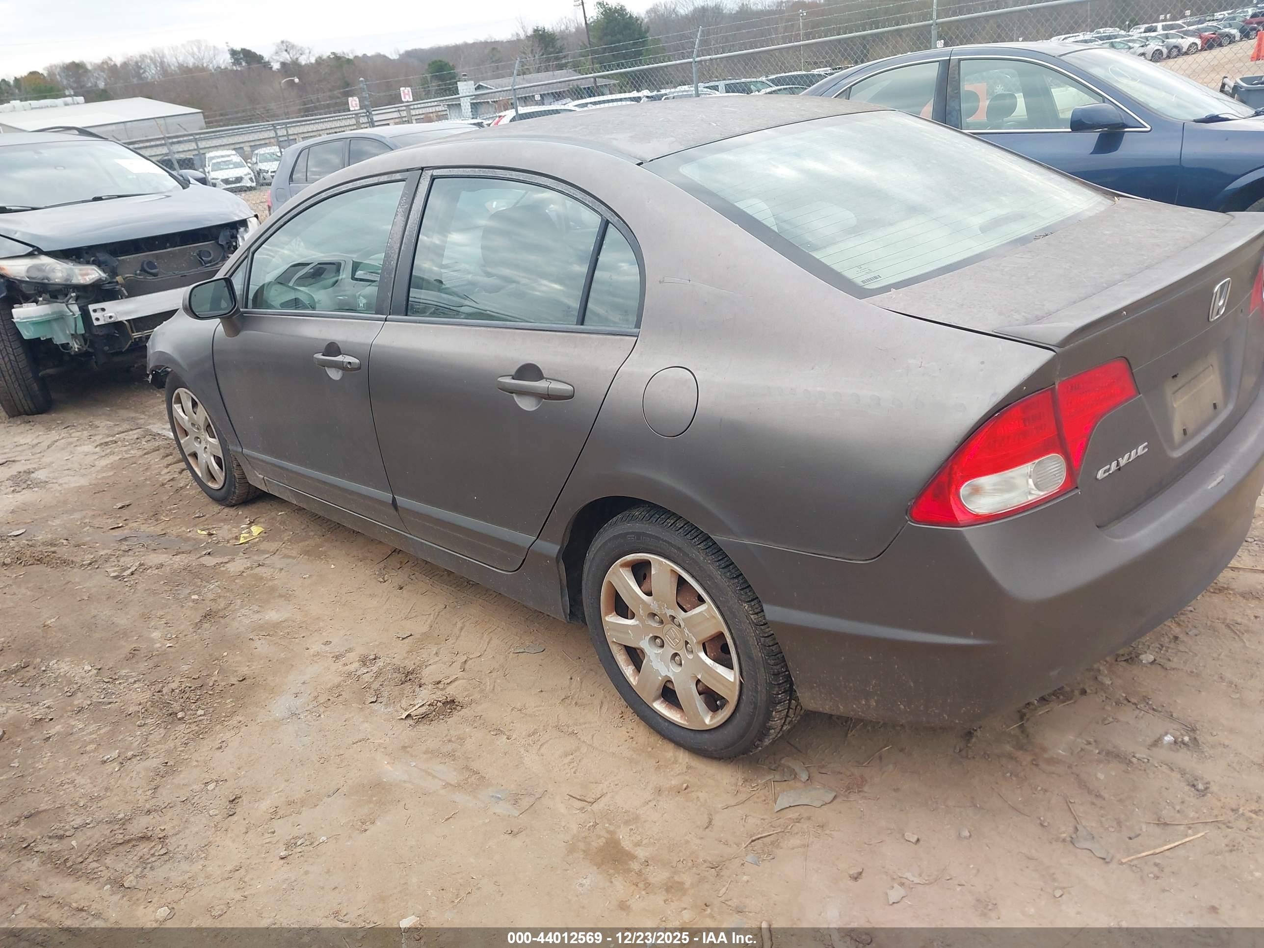 HONDA CIVIC image 3