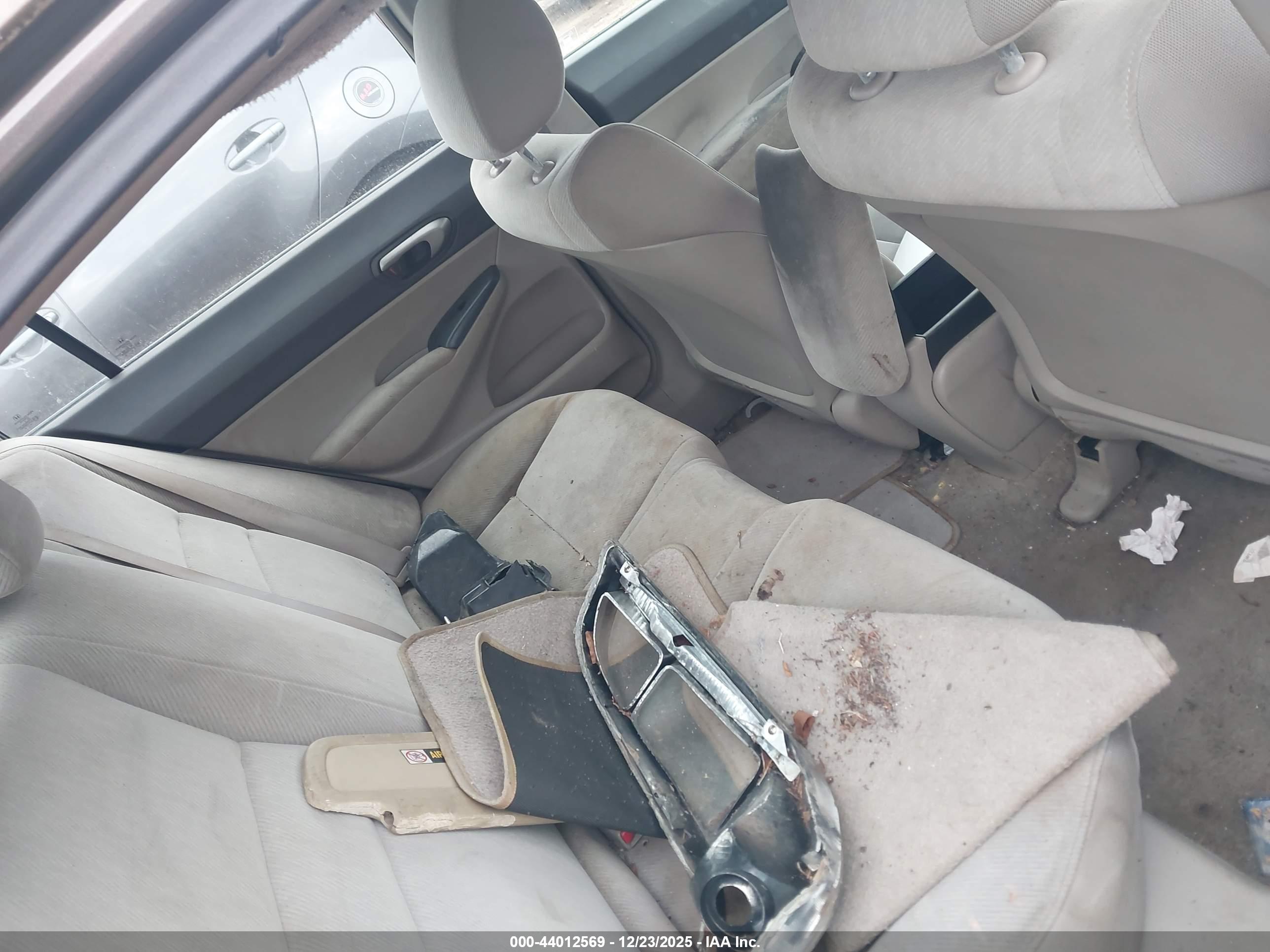 HONDA CIVIC image 8
