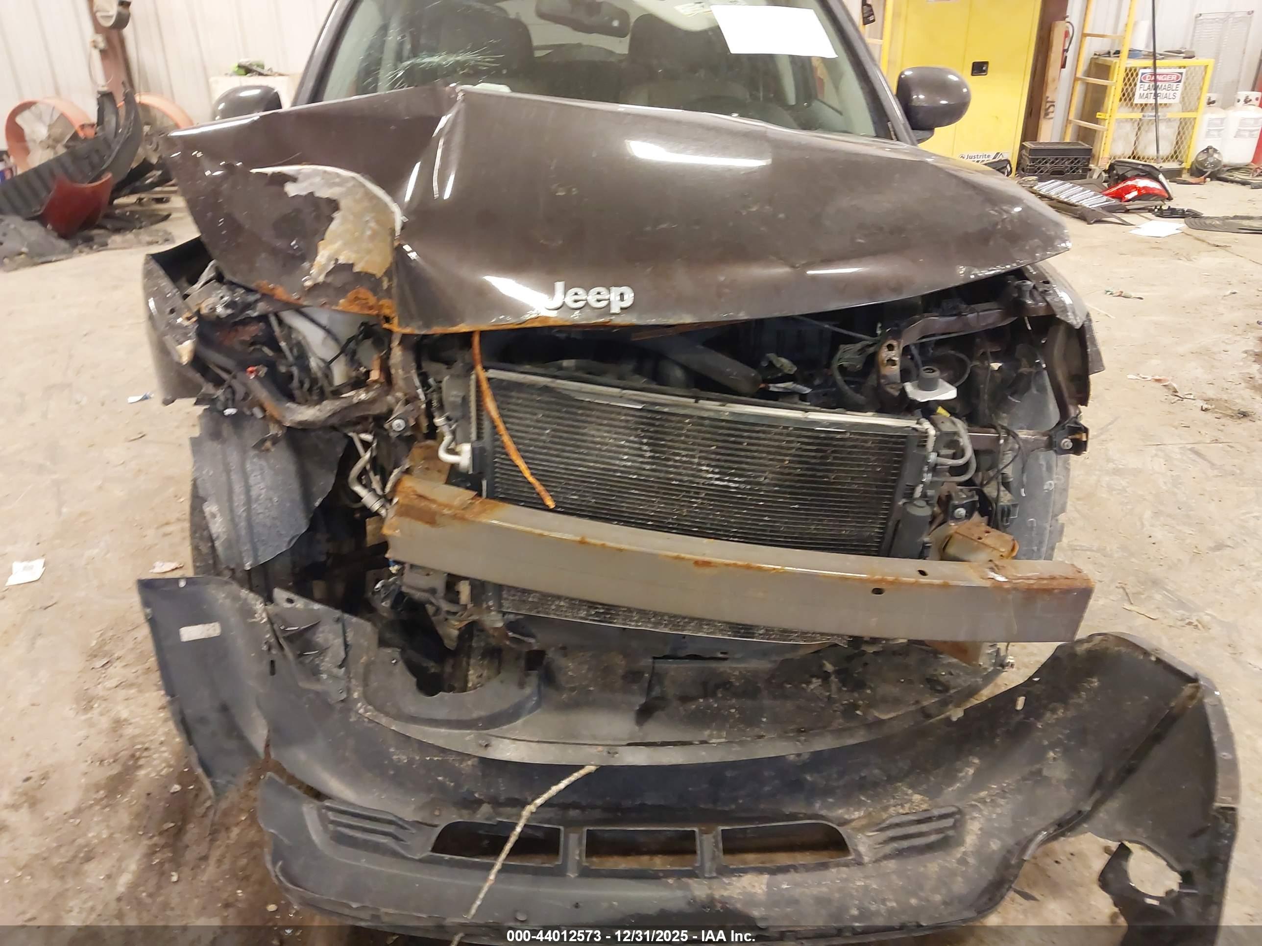 JEEP COMPASS image 6