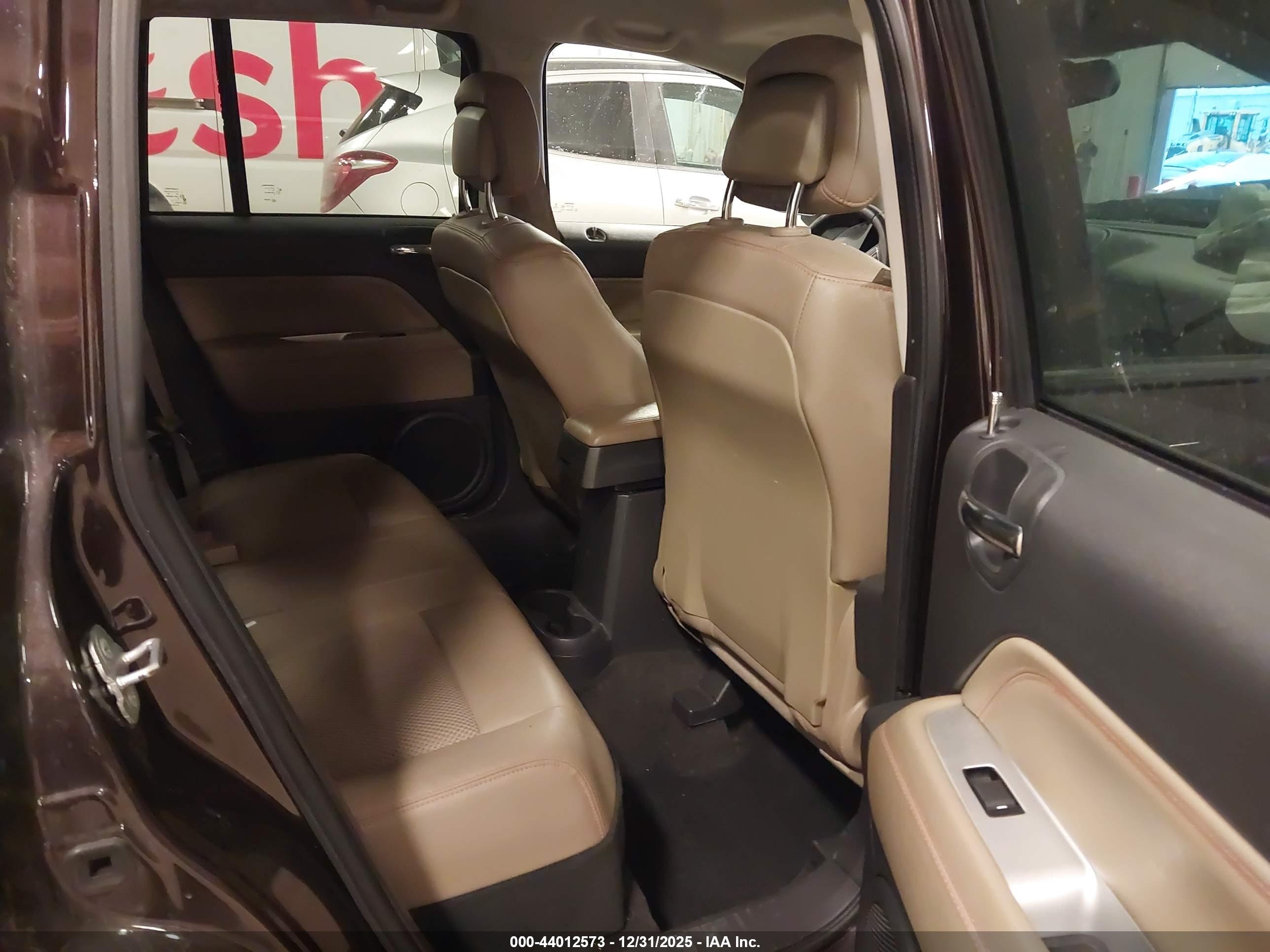 JEEP COMPASS image 8