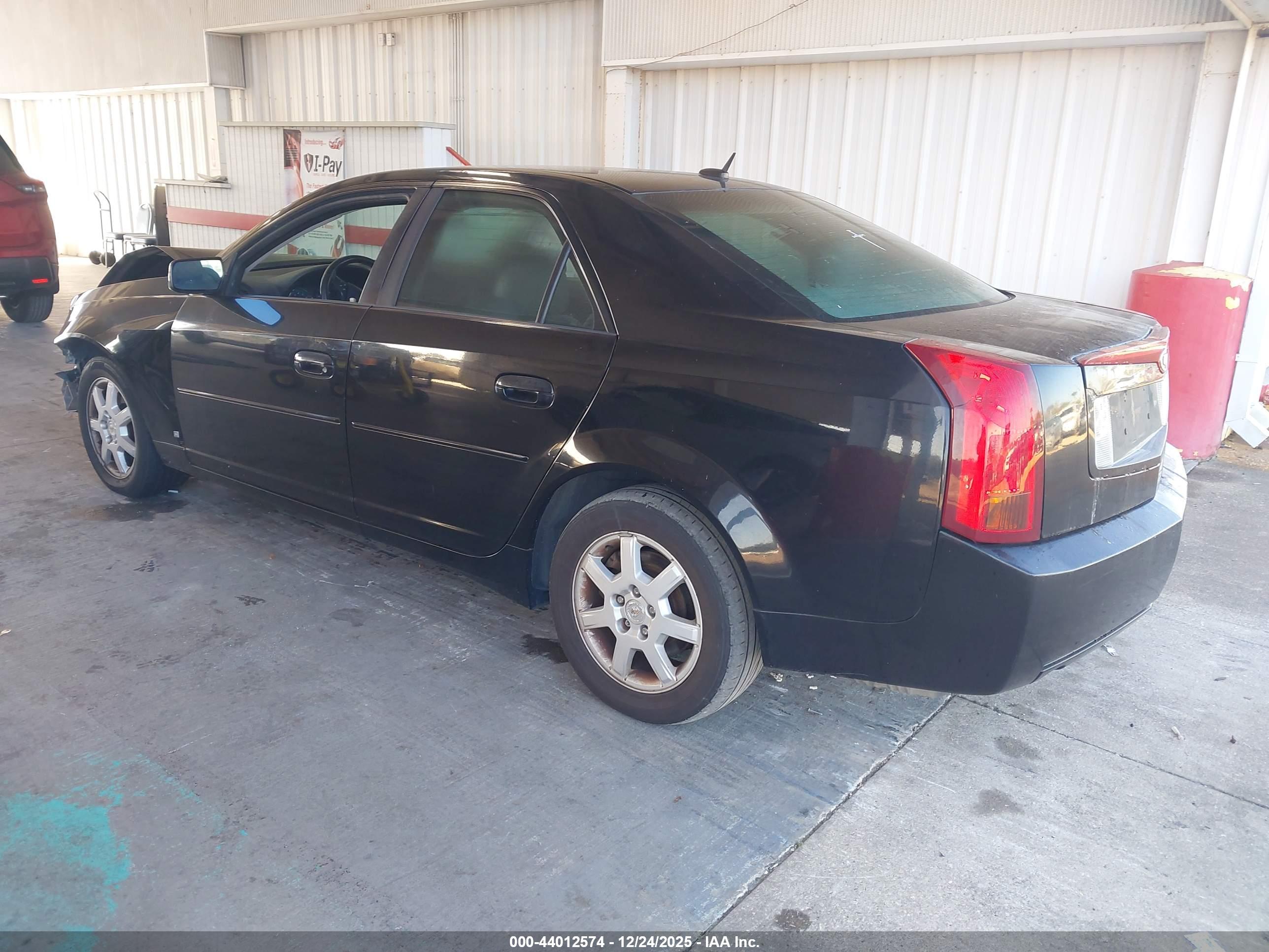 CADILLAC CTS image 3