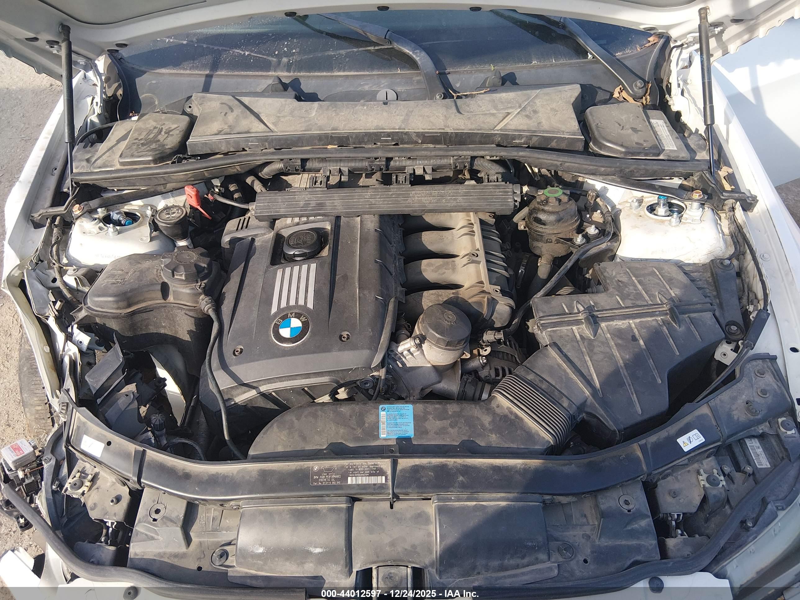 BMW 328I image 10
