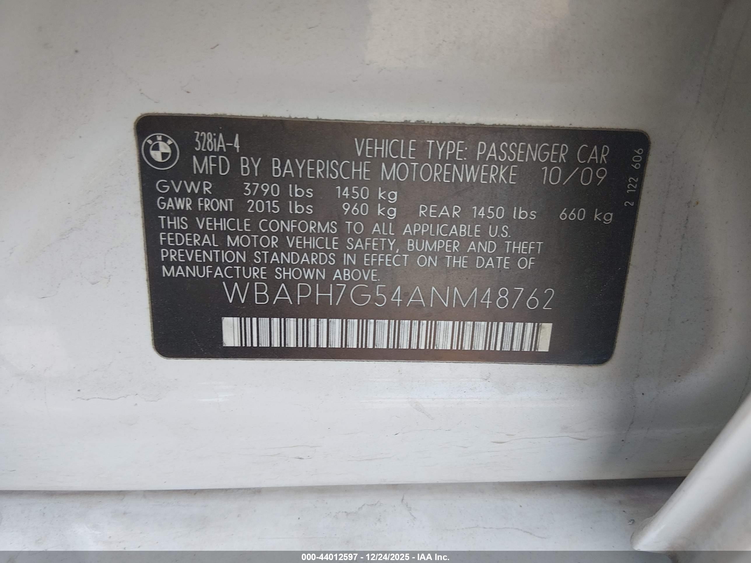 BMW 328I image 9