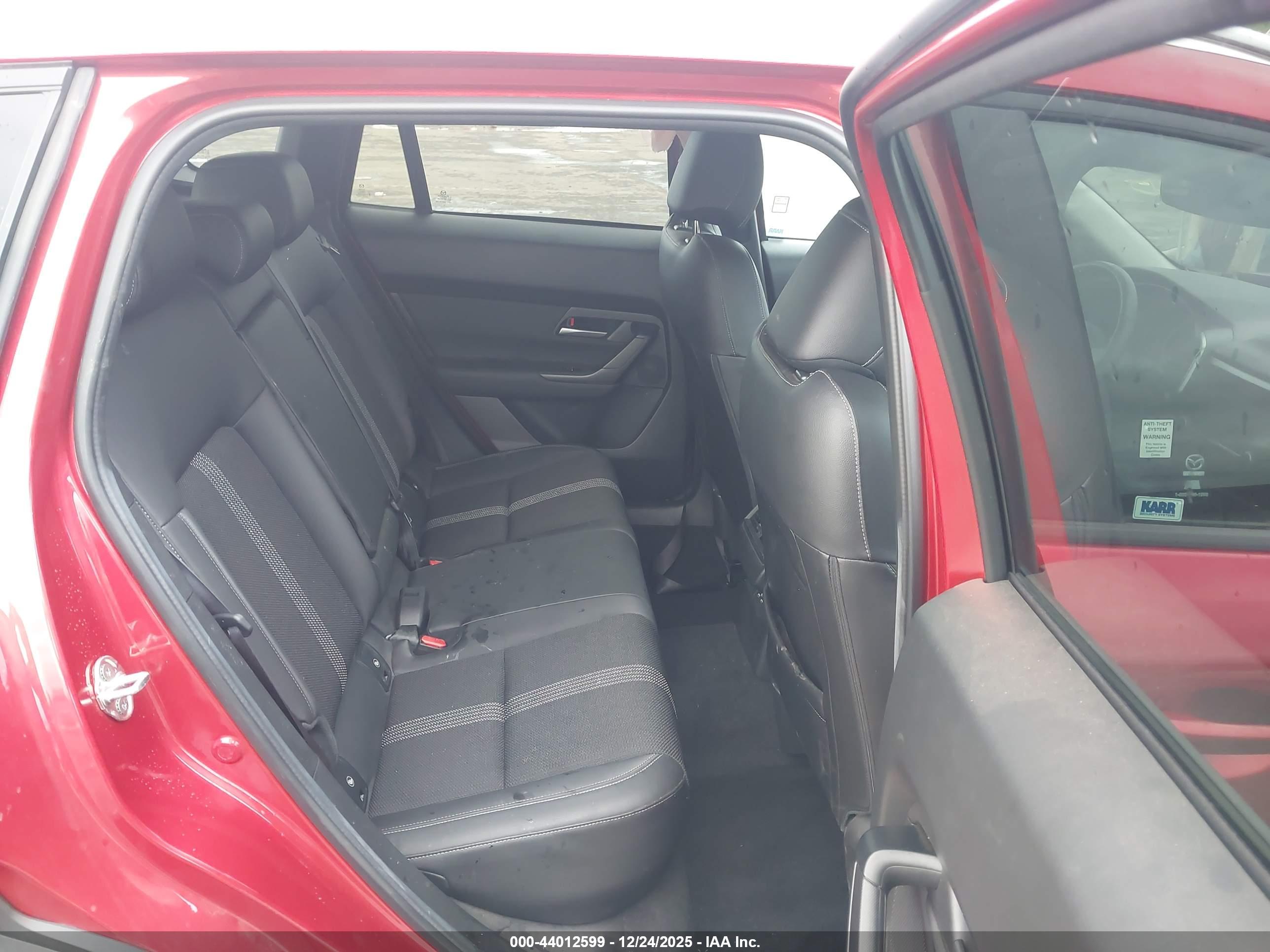 MAZDA CX-50 image 8