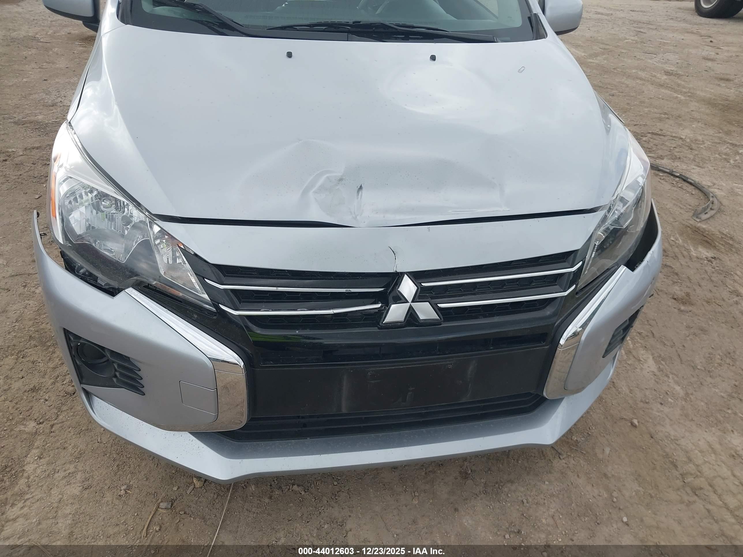 MITSUBISHI MIRAGE image 6