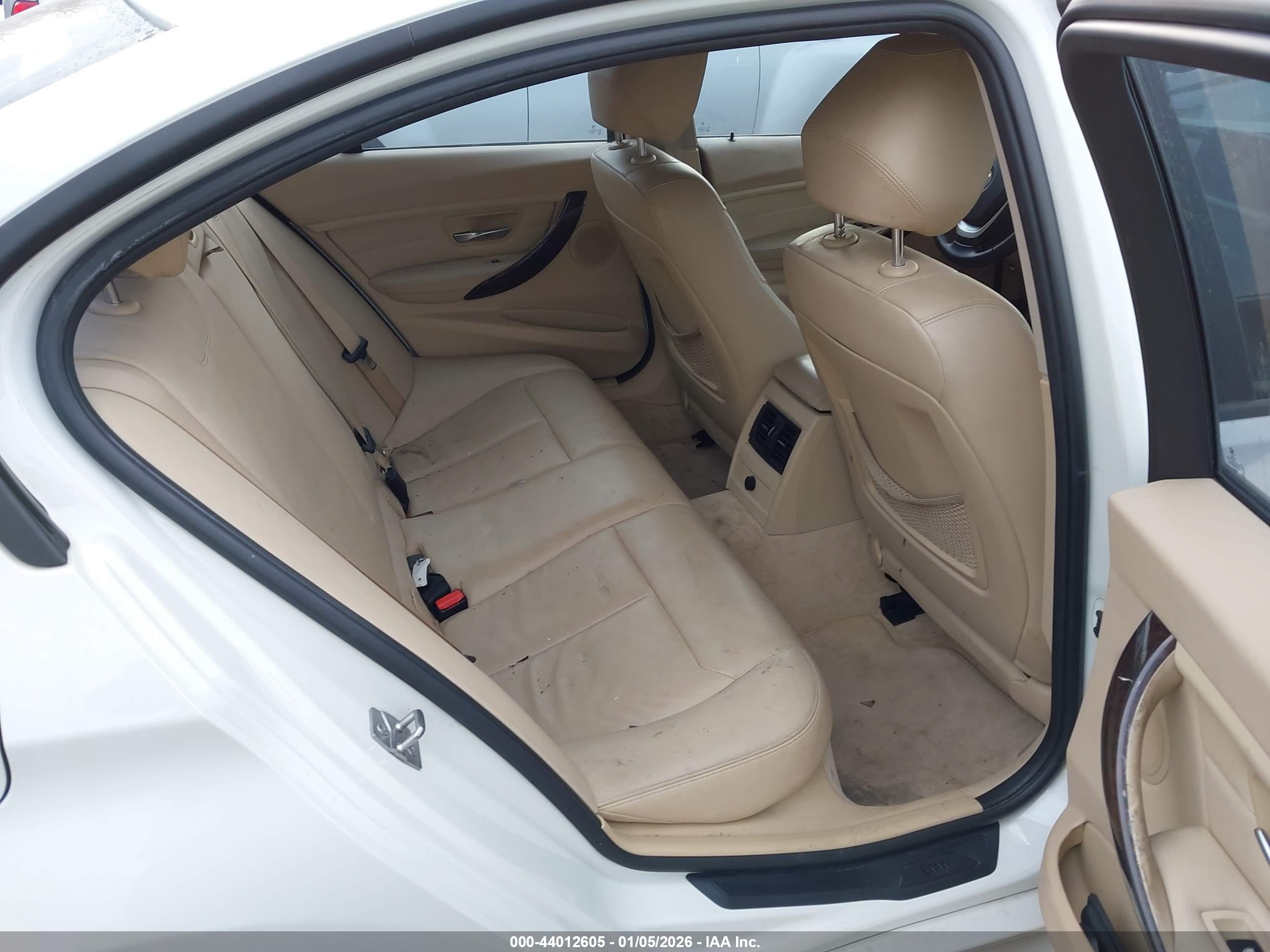 BMW 328D image 8