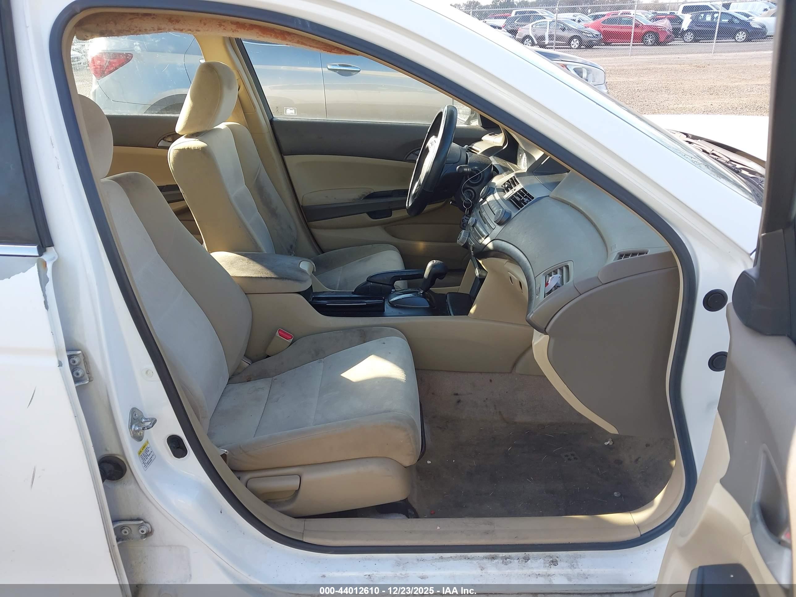 HONDA ACCORD image 5