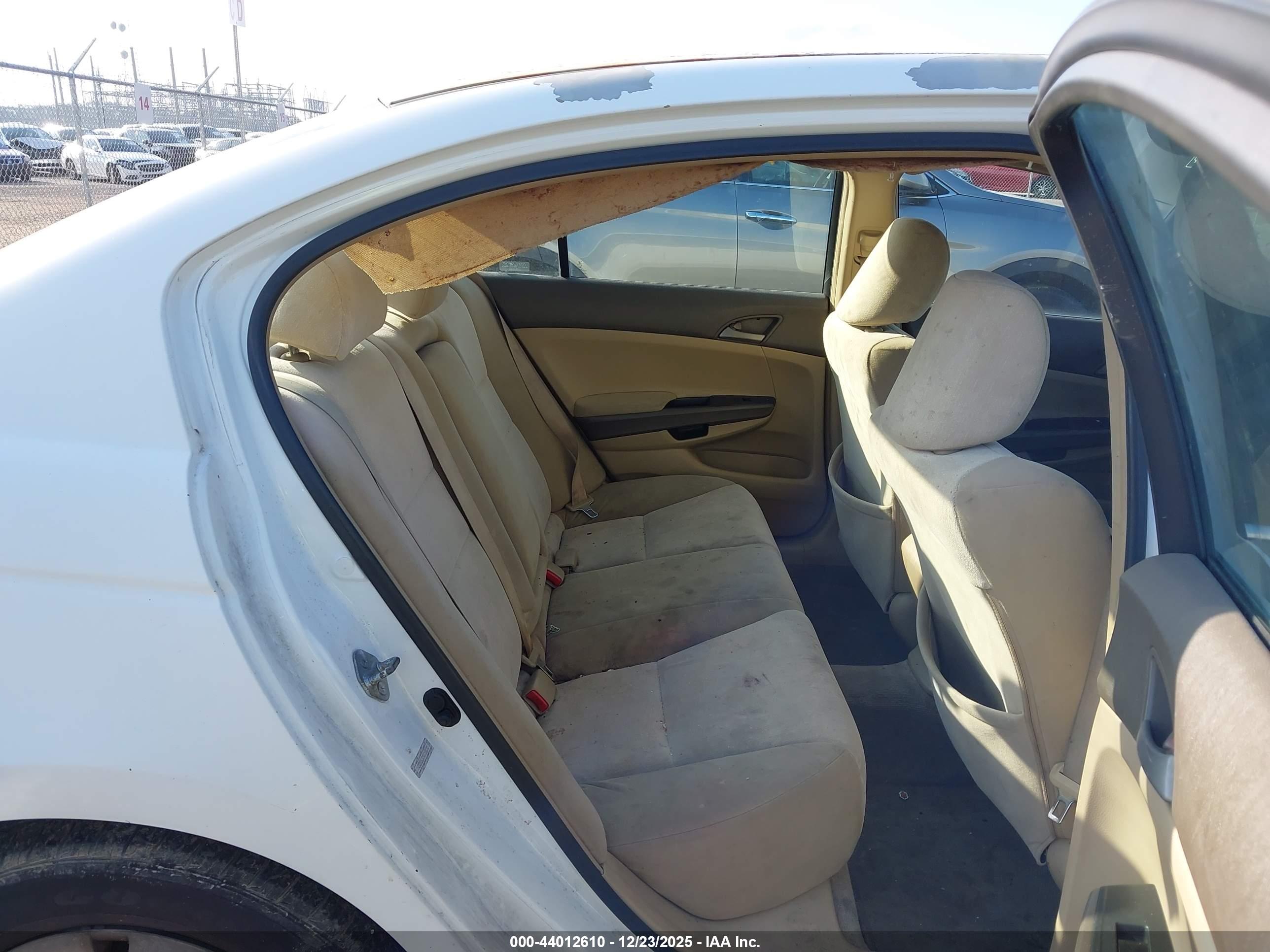 HONDA ACCORD image 8