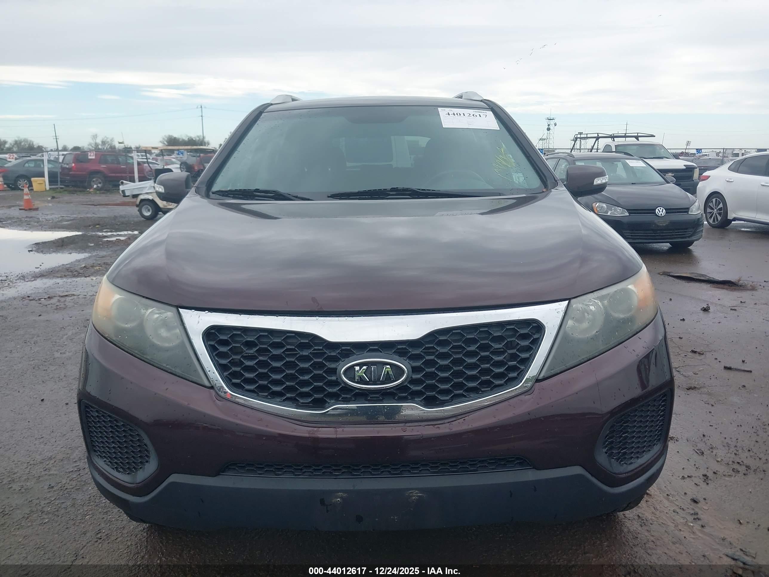 KIA SORENTO image 6