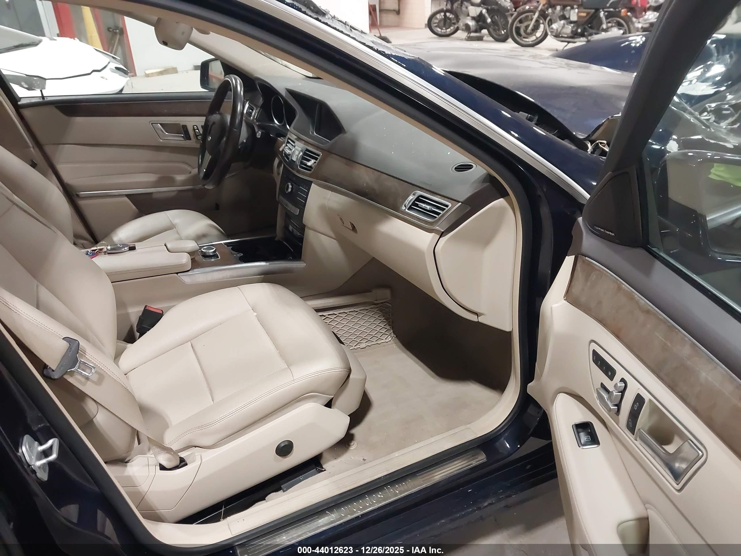 MERCEDES-BENZ E image 5