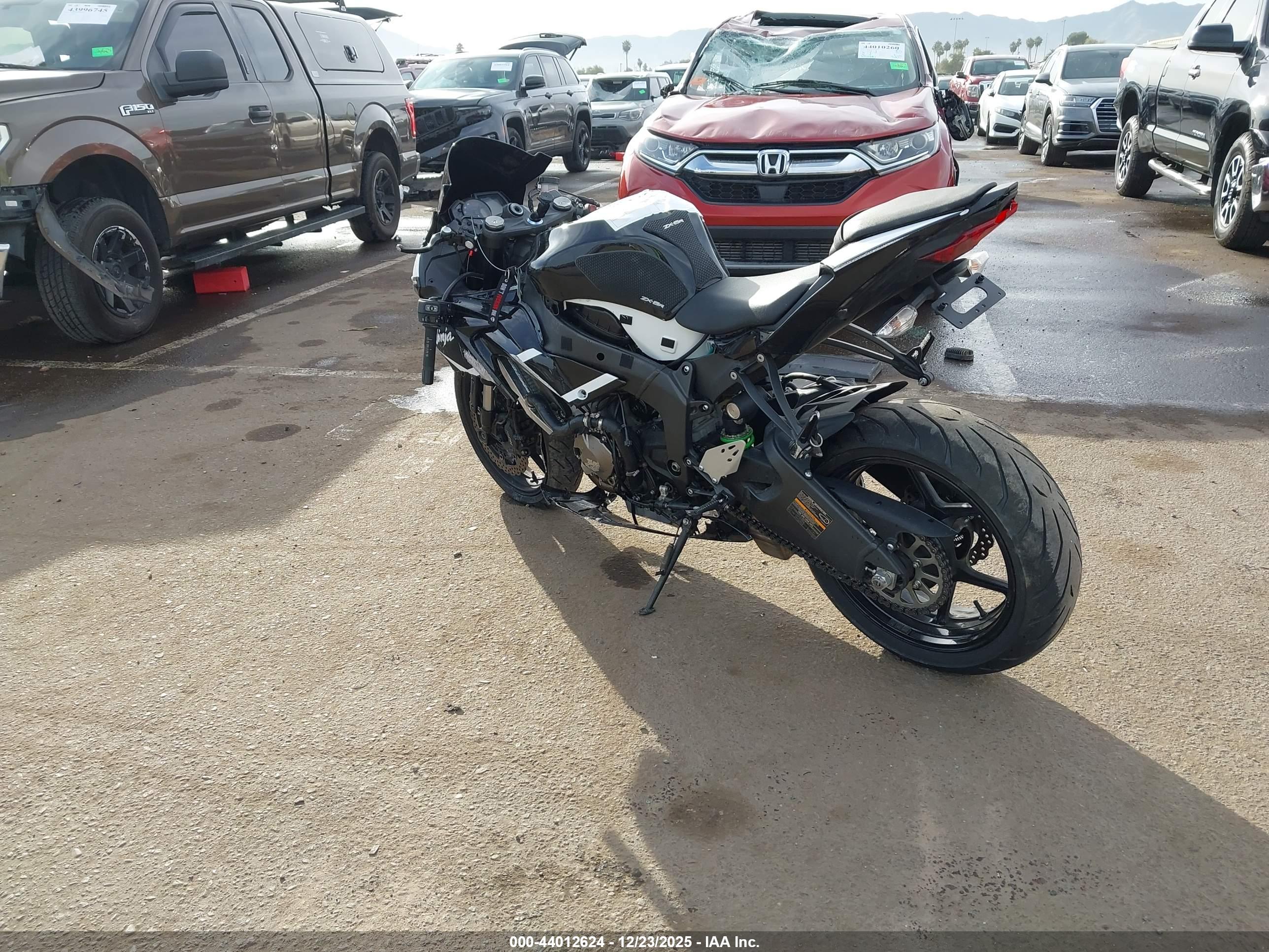 KAWASAKI ZX636 image 3