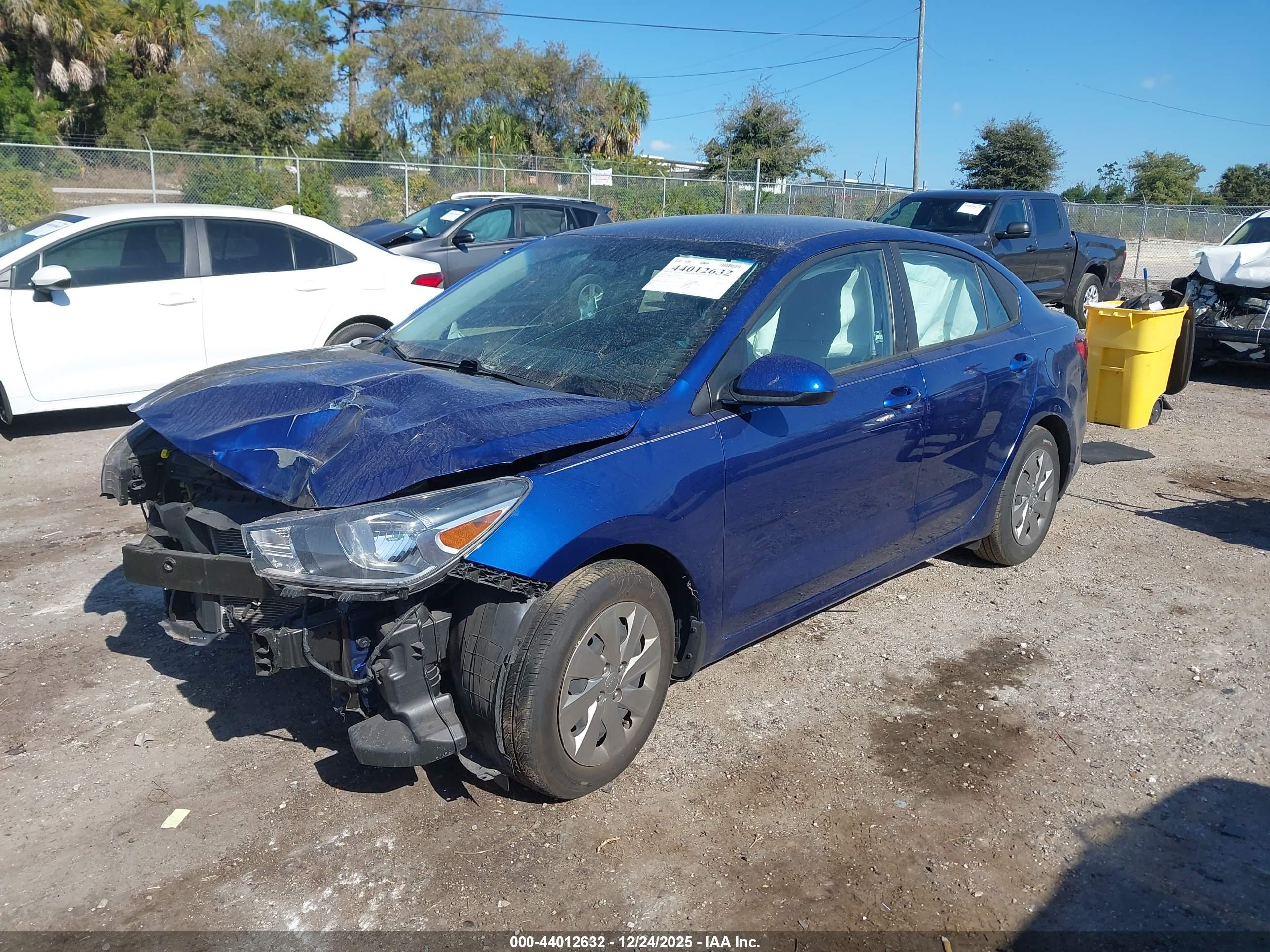 KIA RIO image 2