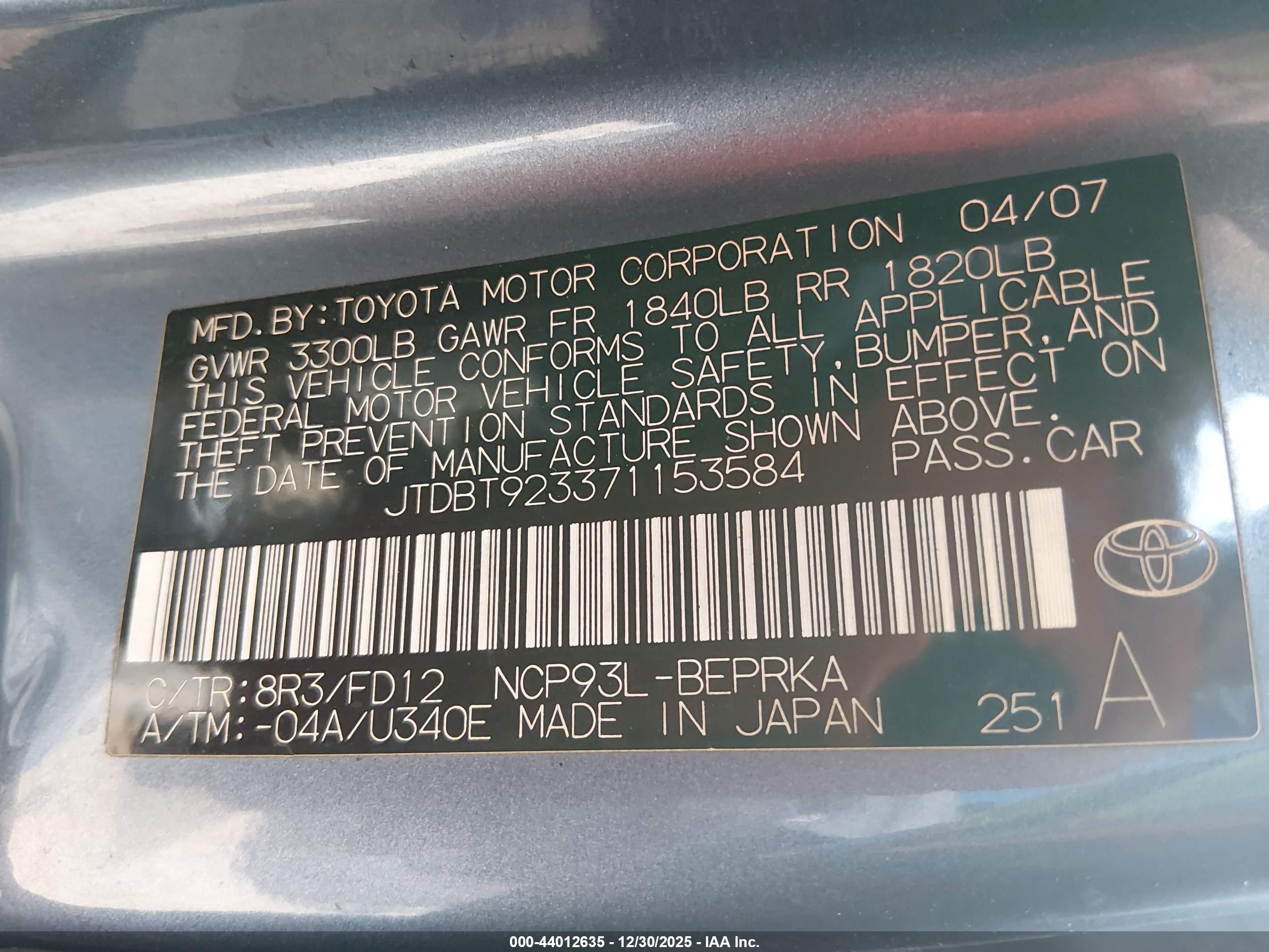 TOYOTA YARIS image 9