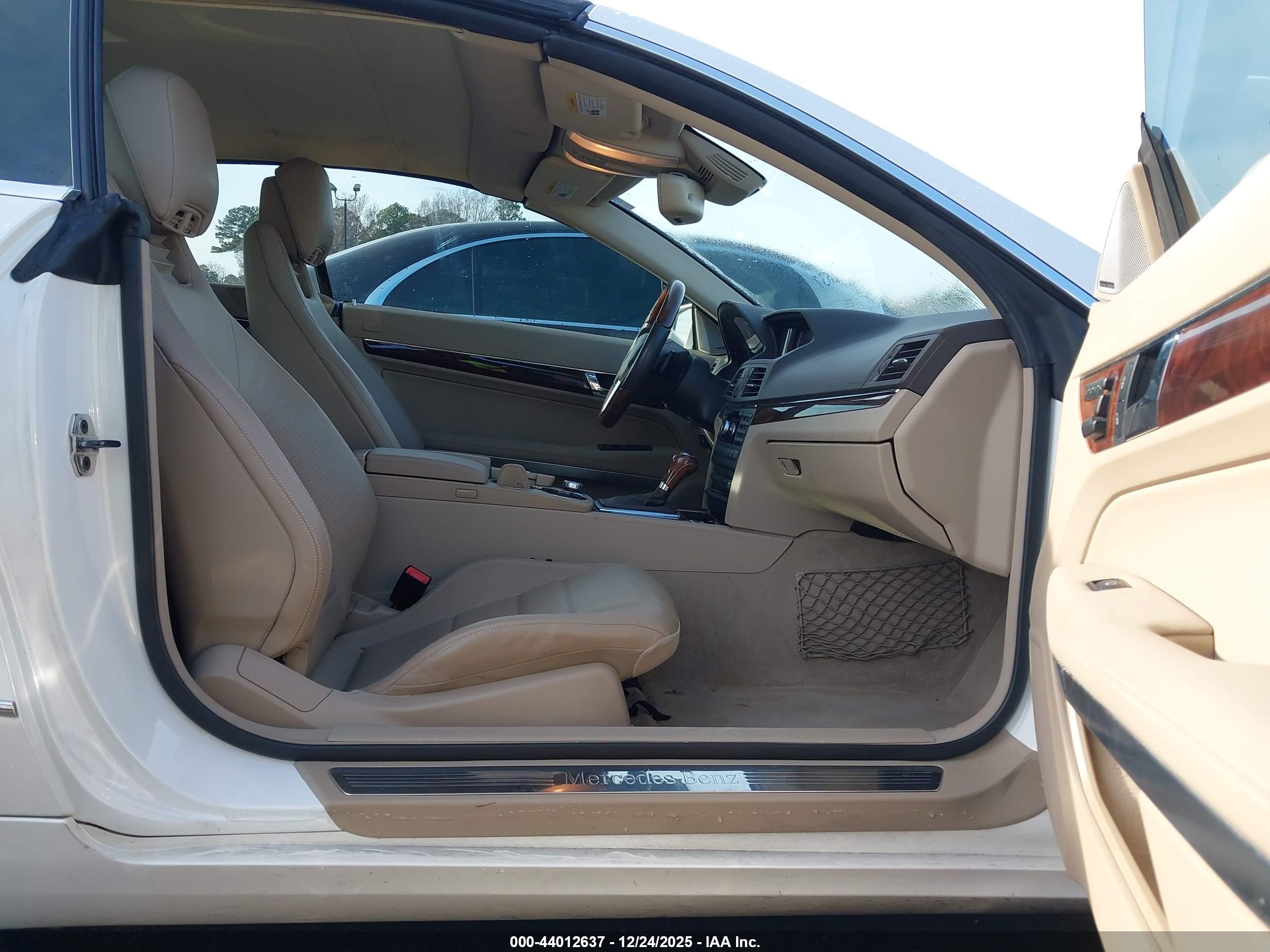 MERCEDES-BENZ E image 5