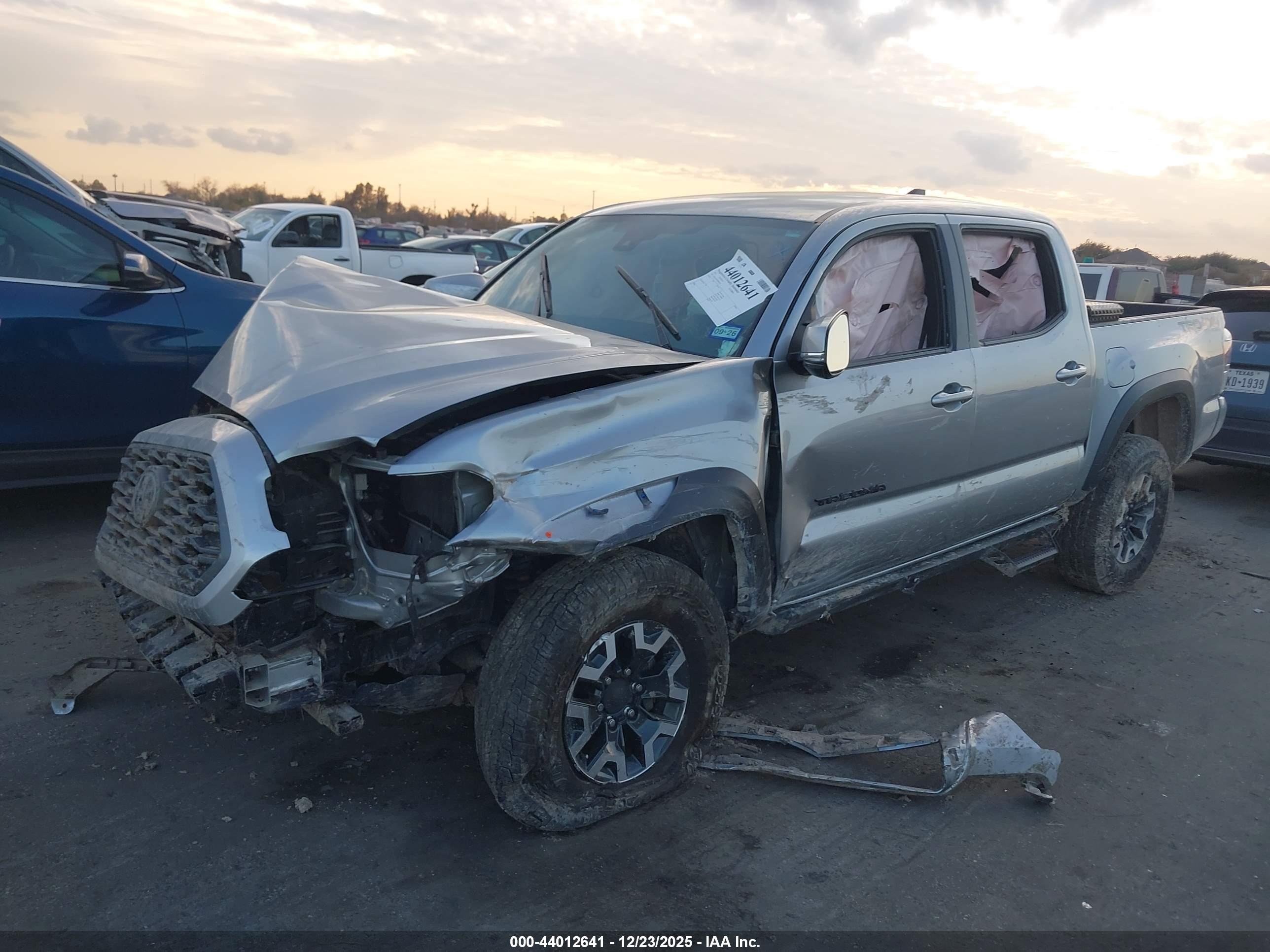TOYOTA TACOMA image 2