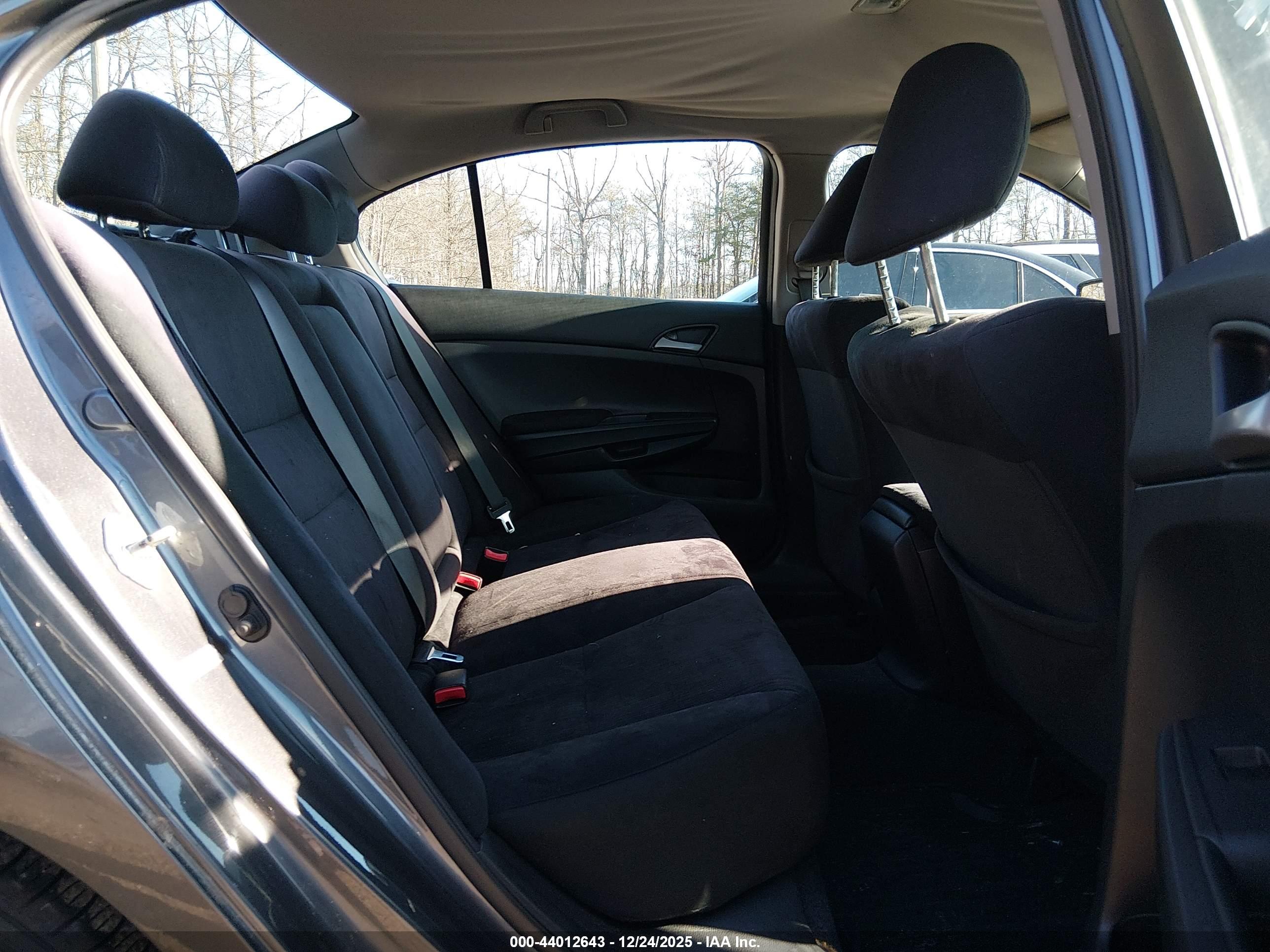 HONDA ACCORD image 8