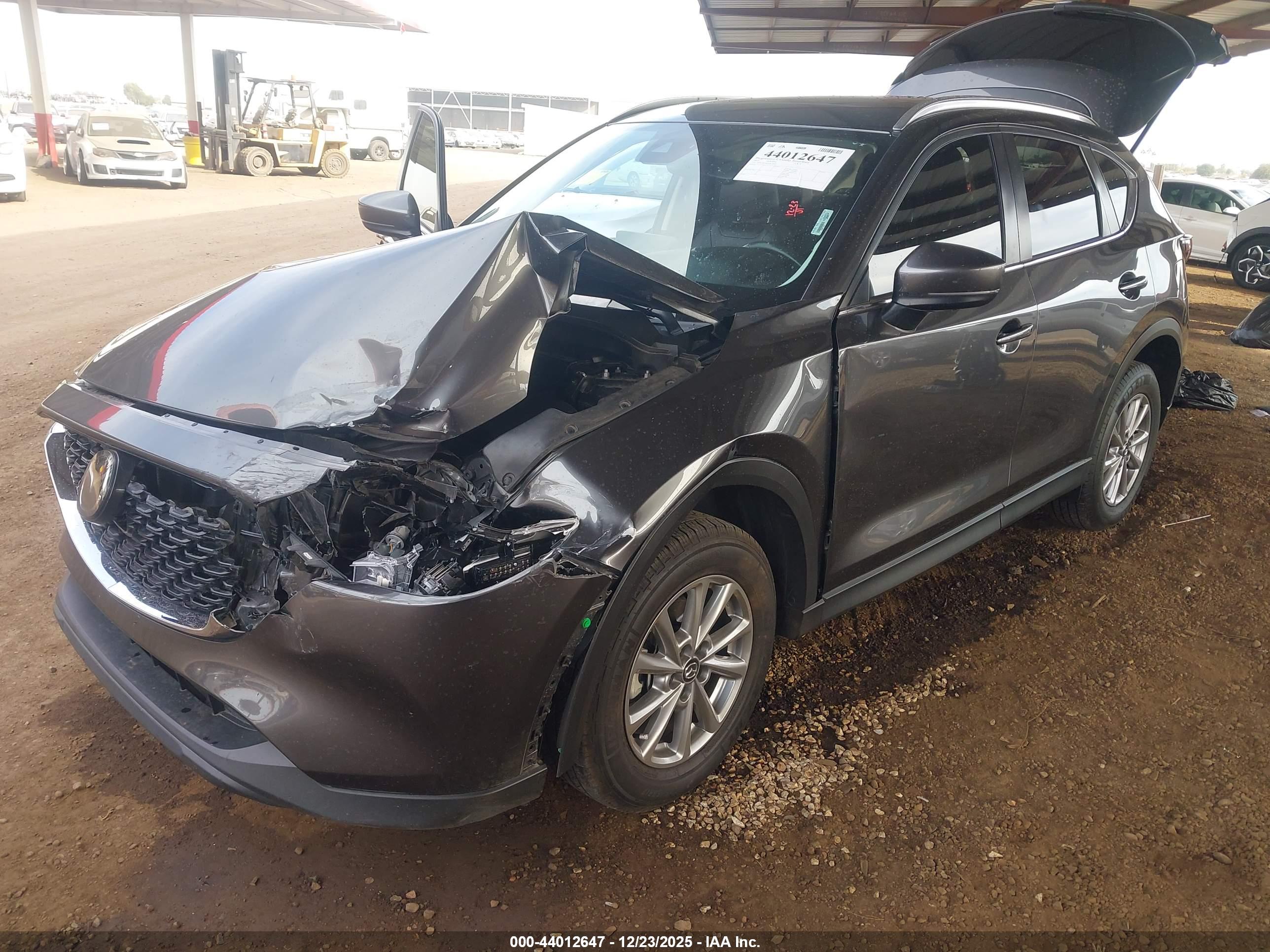 MAZDA CX-5 image 2