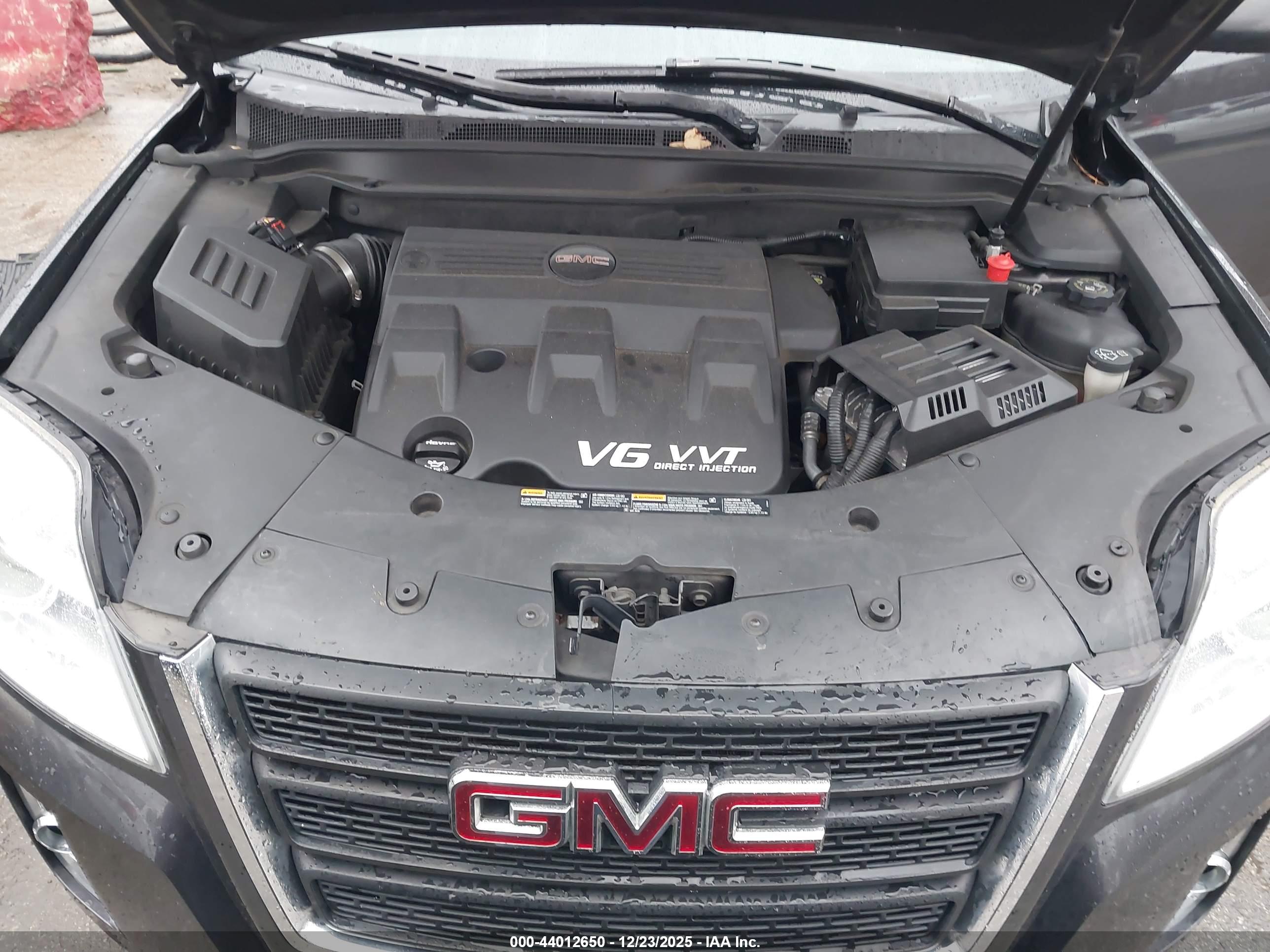 GMC TERRAIN image 10