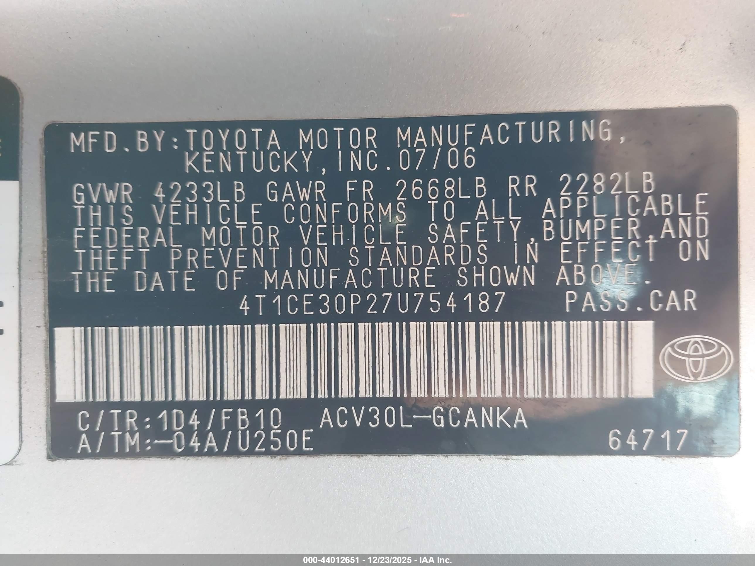 TOYOTA CAMRY image 9
