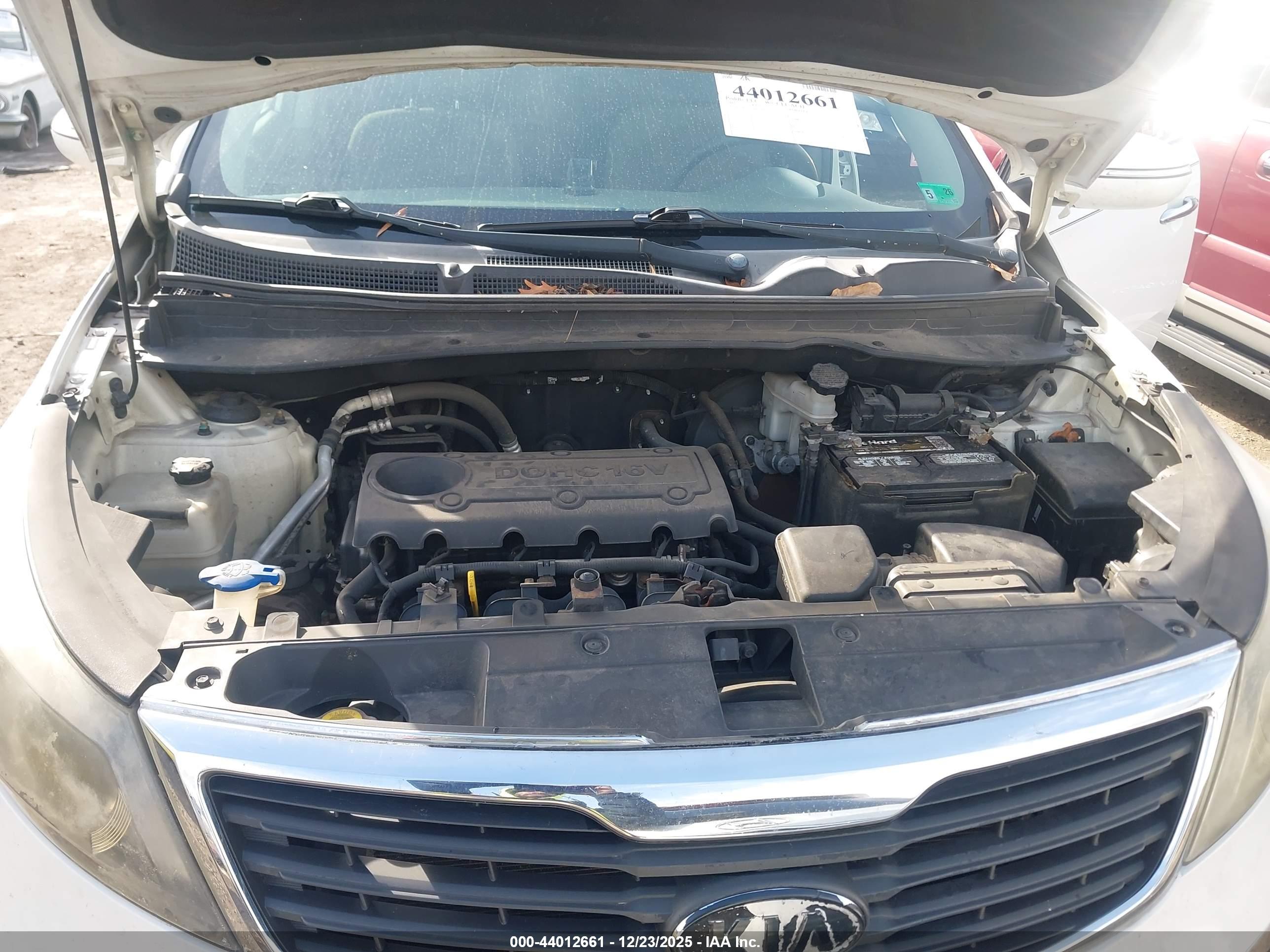 KIA SPORTAGE image 10